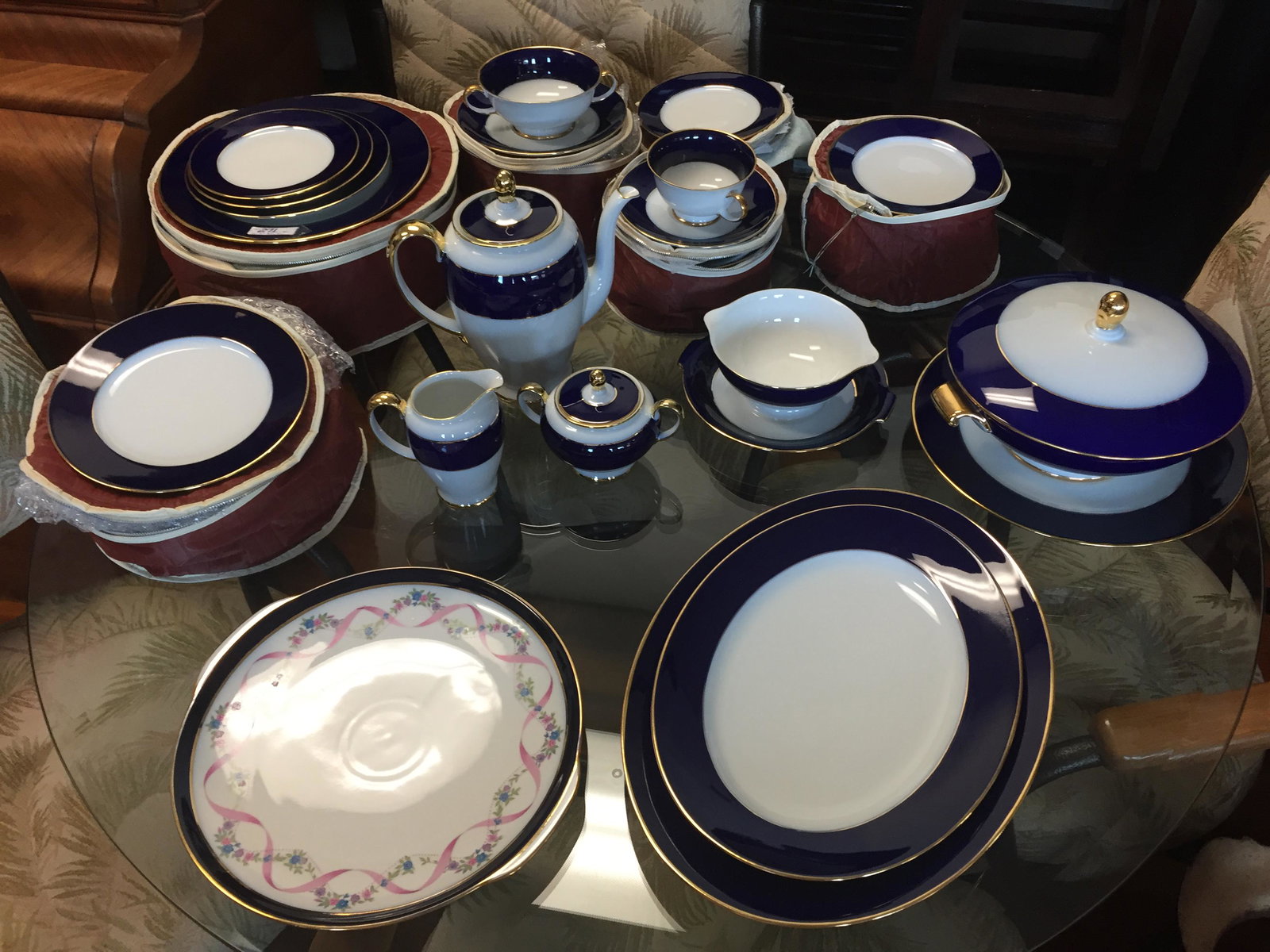 Rosenthal (102 pcs.) China, 12pl Set: China, 12pl Set Rosenthal 'Classic Rose' plus Platter 12-Plates12-Salad Plates12-Desert Plates12-Butter Plates12-Soup Bowls12-Soup Liners12-Coffee Cups12-Coffee Liners1-Coffee Pot1-Creamer1-Sugar1-Gra