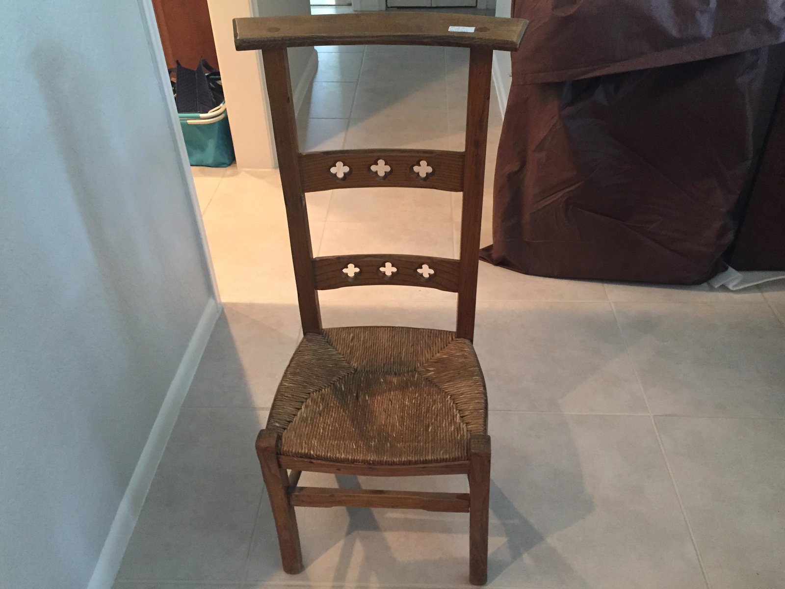 Antique French Oak Prie Dieu Prayer Chair With Rush: Antique French Oak Prie Dieu Prayer Chair With Rush Seat, has cutout crosses in back splats