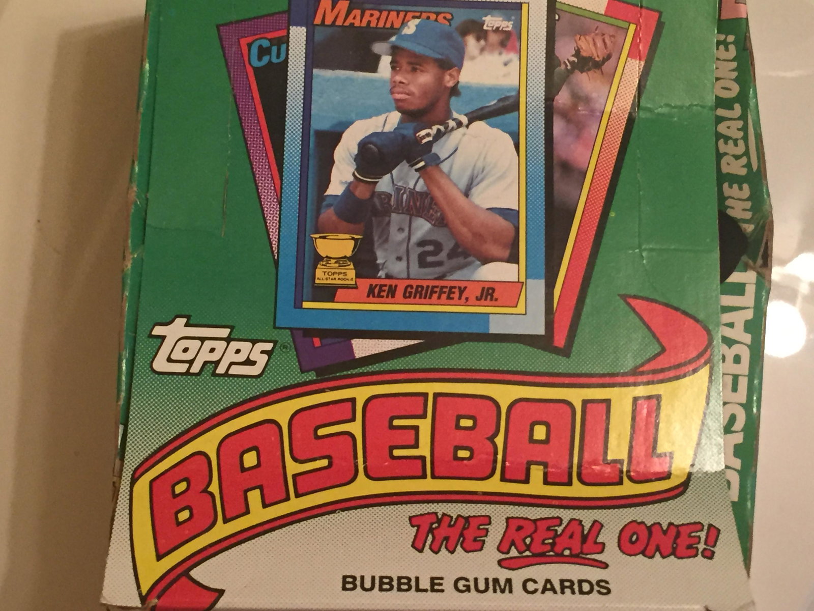 Topps Baseball Bubble Gum & Card Set: 15 pkg. Gum & 150 Player Cards 1989