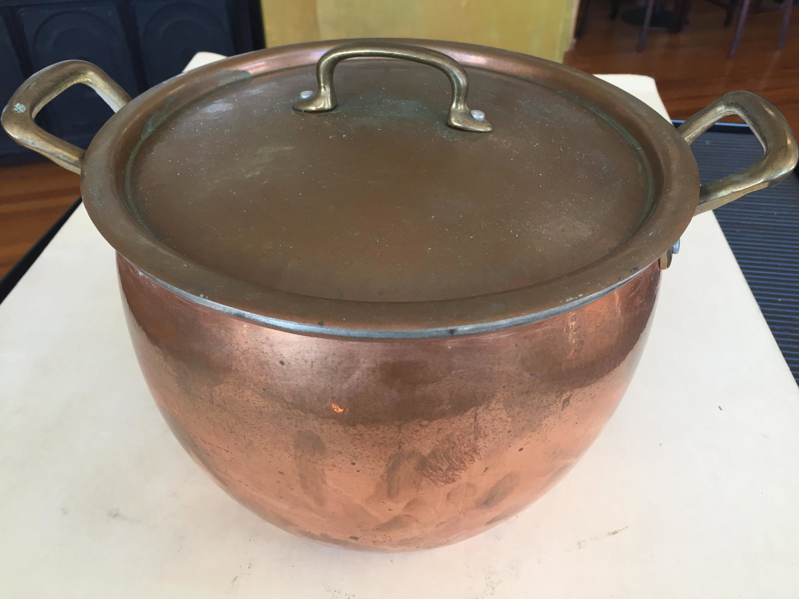 Ruffoni Historia Hammered Copper Stock Pot: 8qt. Ruffoni-Italy, Silver Lined Copper Stock Pot w/Brass Handles