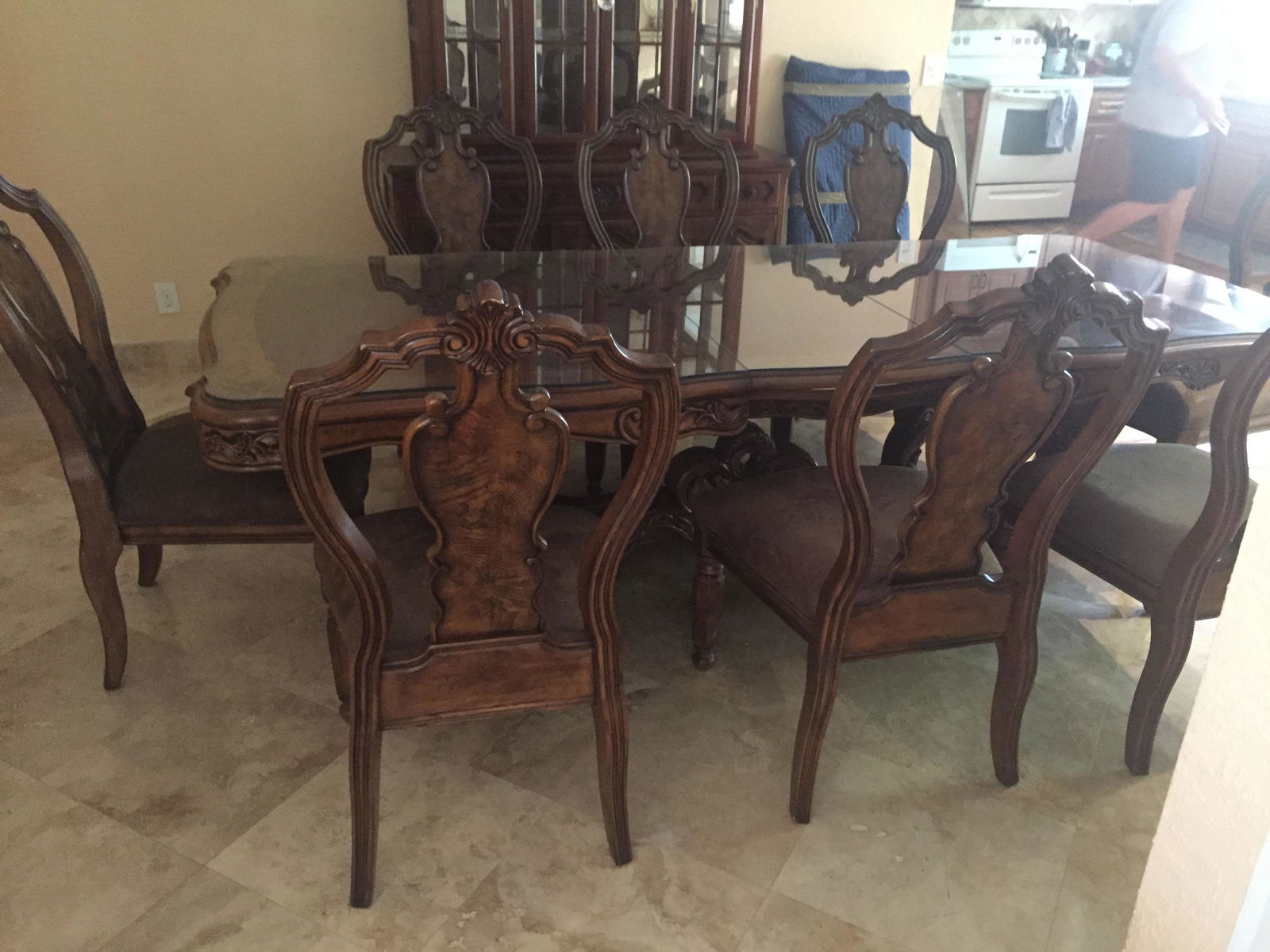 Table: Dining Room Table, 8-Chairs,3-leafs,Custom Cut Glass Top (pd.$5k Table&Chairs+$1500 for glass) Consigner RM