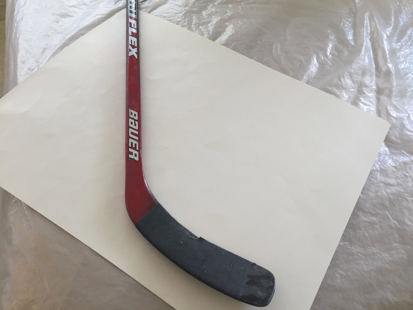 Olli Jokinen: Olli Jokinen's Blade Cracked so he passed it to my client in the stands. Consigner JC