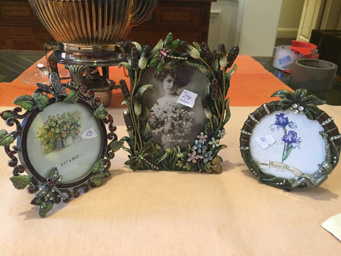 Picture Frames: 3-Picture Frames (center frame, 7"h x 5.5"w)