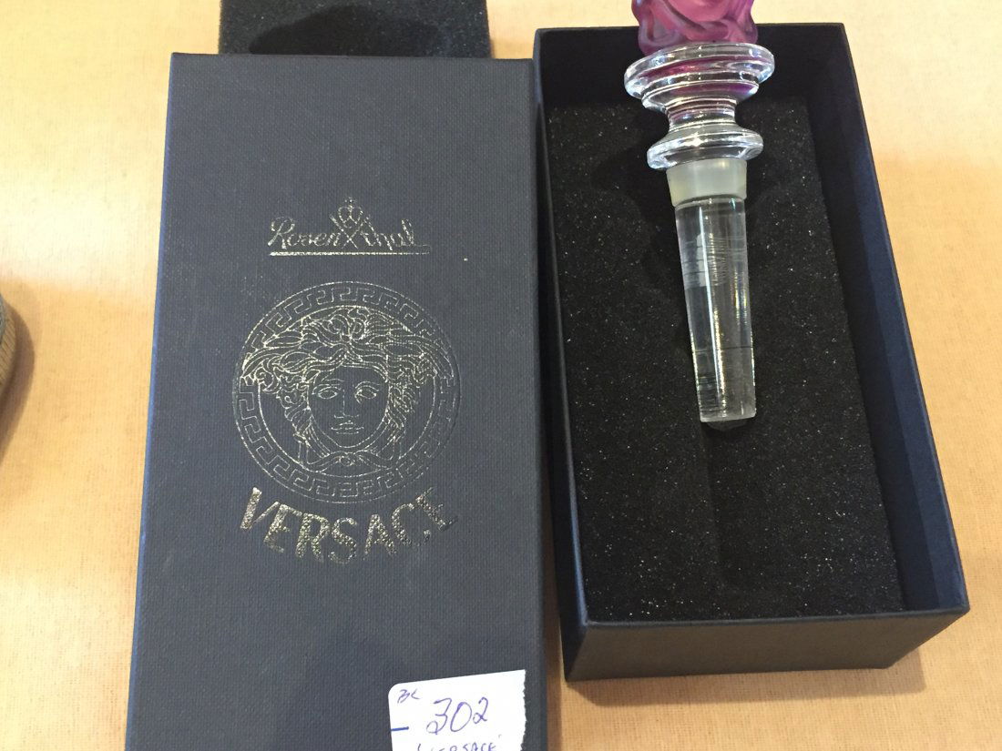 Versace-Wine Stopper: Versace Rosenthal Purple Amethyst Crystal Medusa Wine Stopper, 5.25" H x 2.25" x 1.75" D