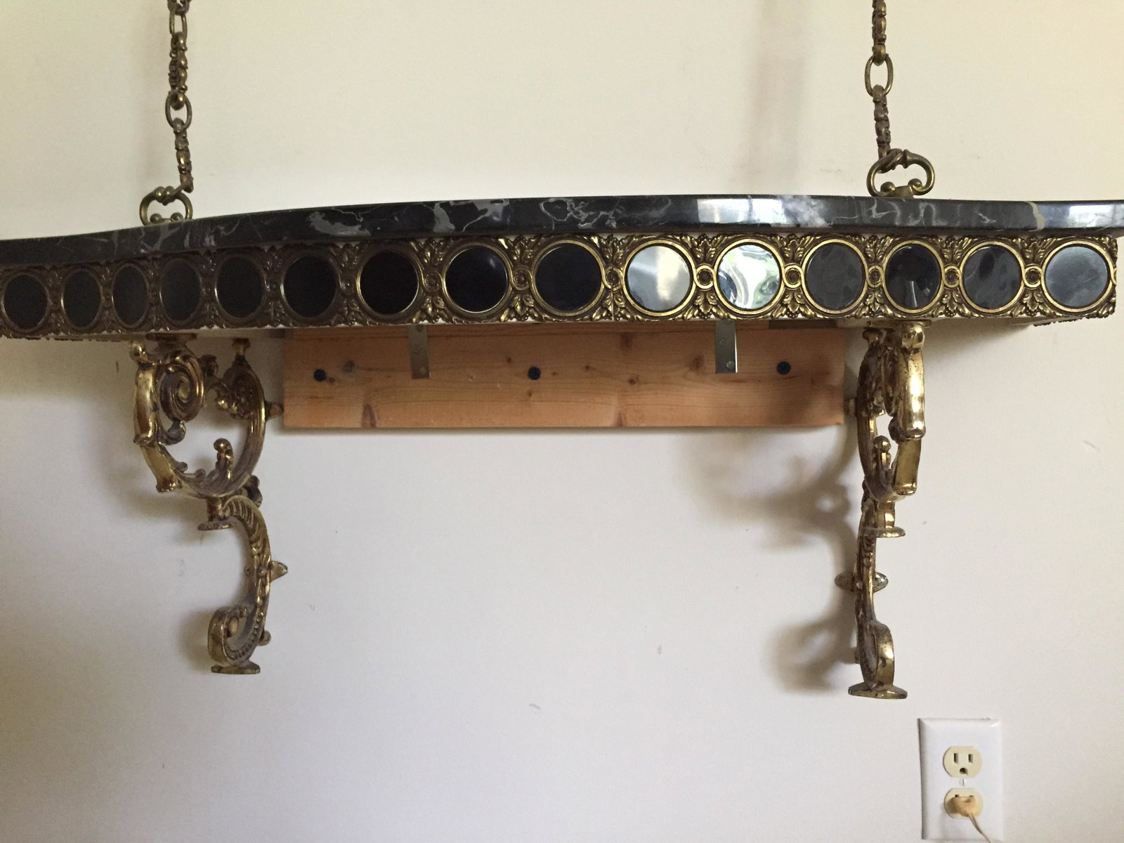 Sconces-Marble: Marble Hanging Wall Sconce (crack)