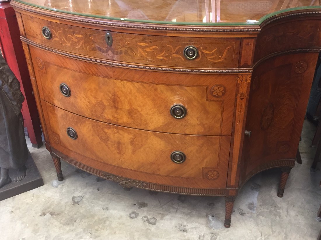 Vintage Bedroom Dresser Matches Lot# 395 Highboy (1 of 4)