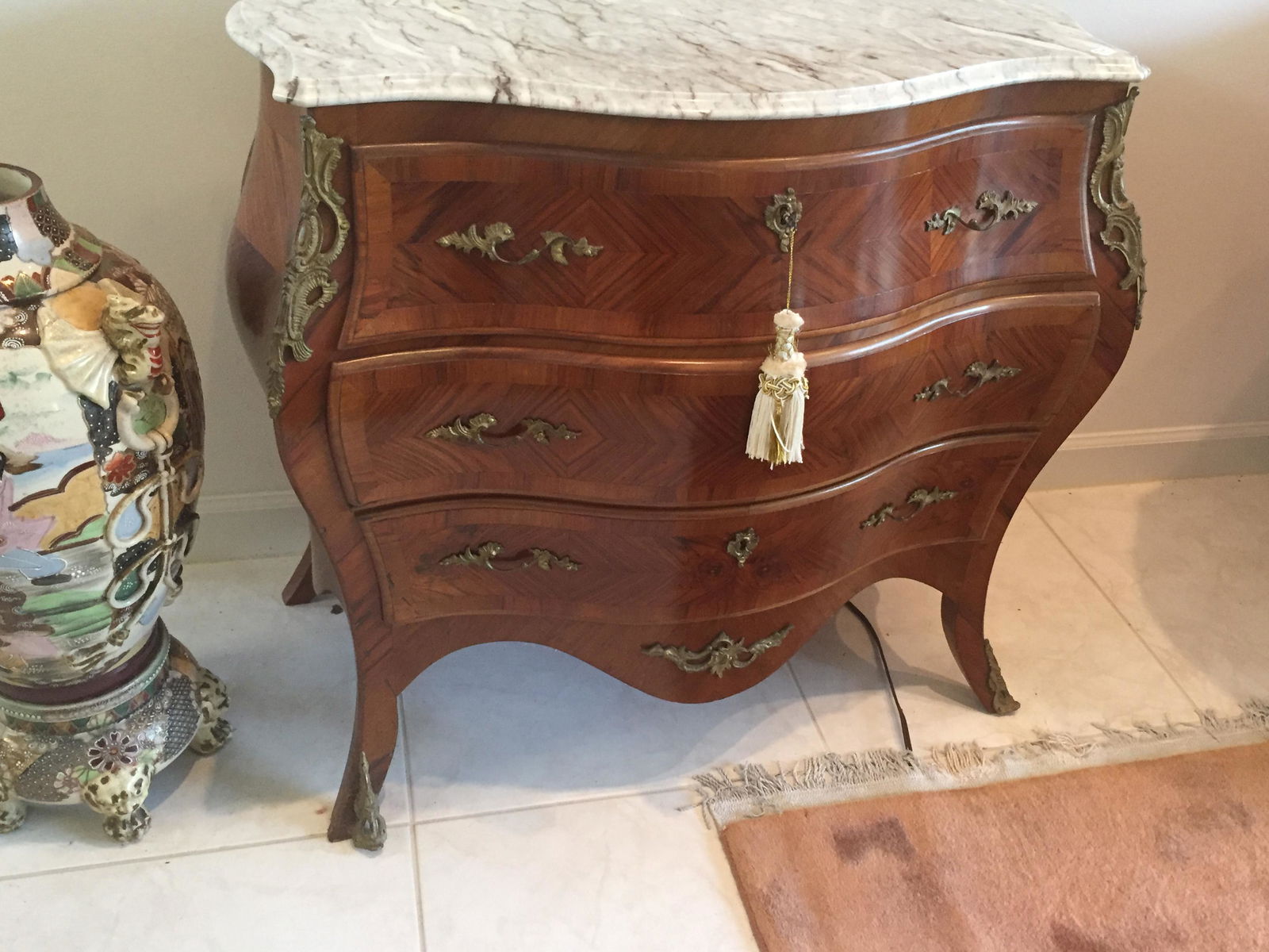 Antique Commode (1 of 3)