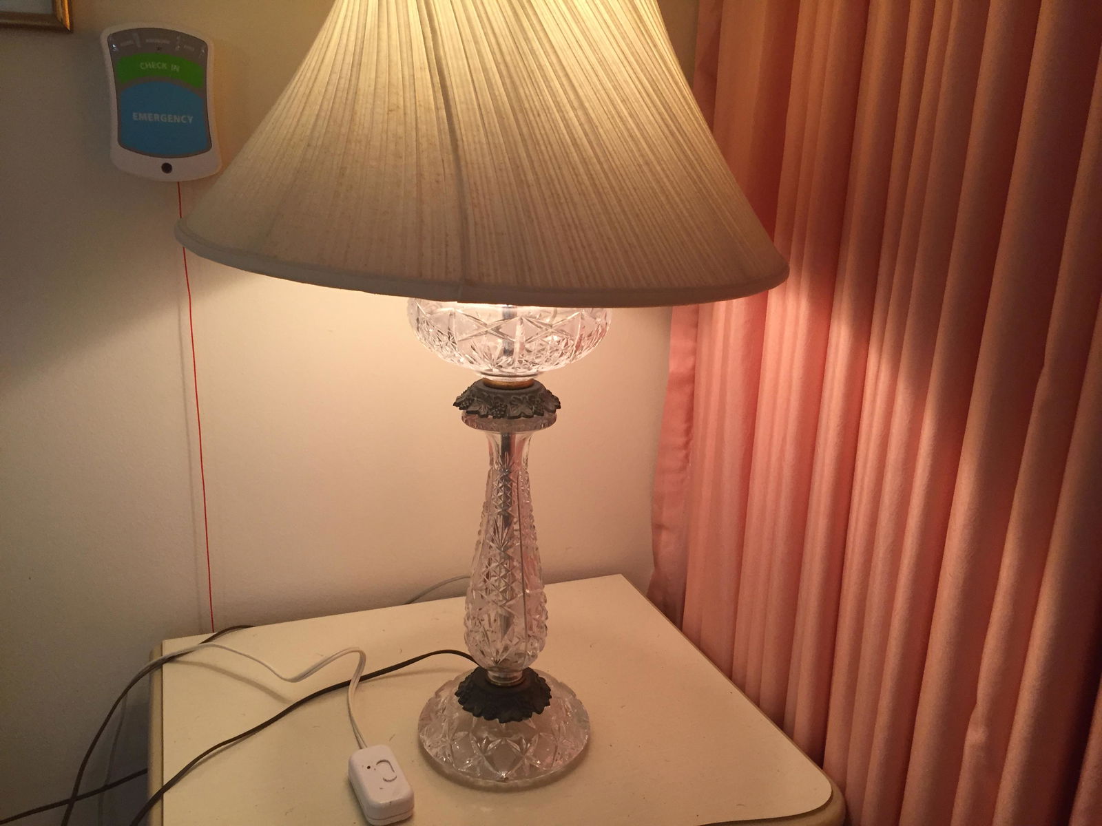 Pair Cut Crystal Lamps (1 of 4)