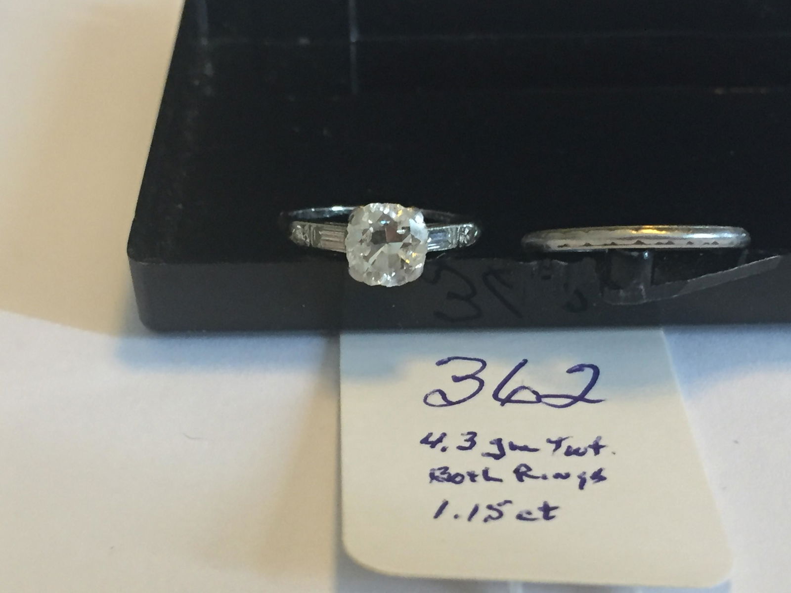 Platinum/Dia.Ring Set (1 of 5)