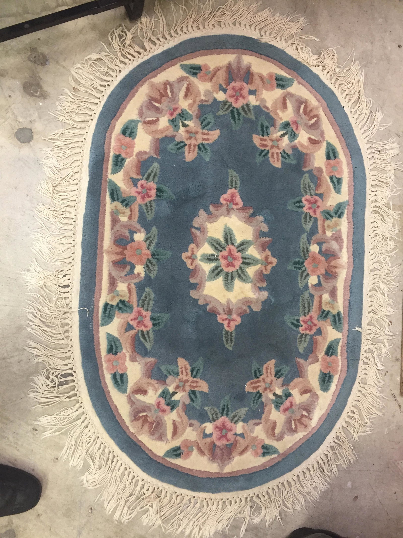 Oval Area Rug: Oval Area Rug, 43x27