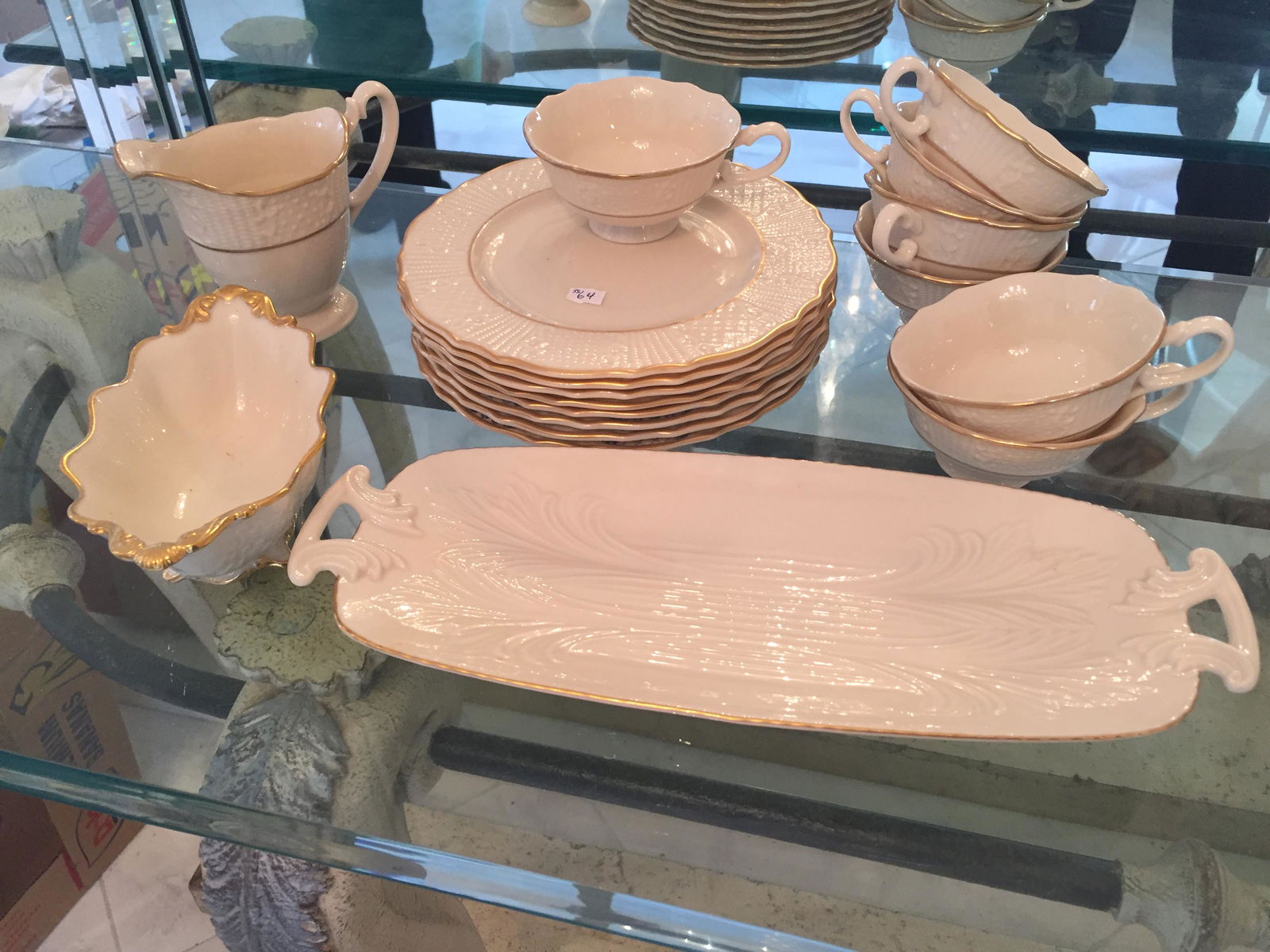 Lenox Assortment 8.25"plates (1 of 3)