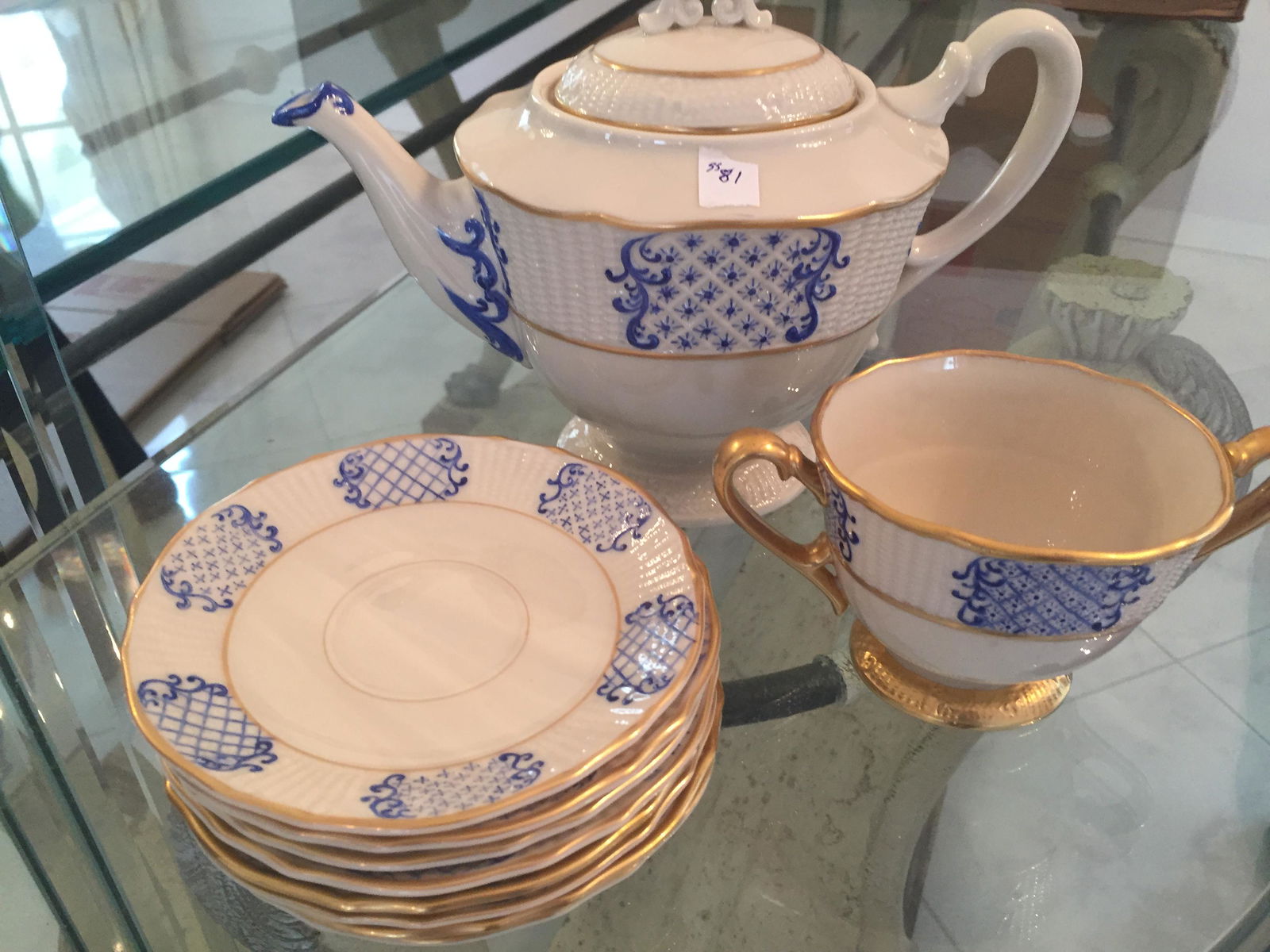 Lenox Blue/Wh 'Special' (1 of 2)