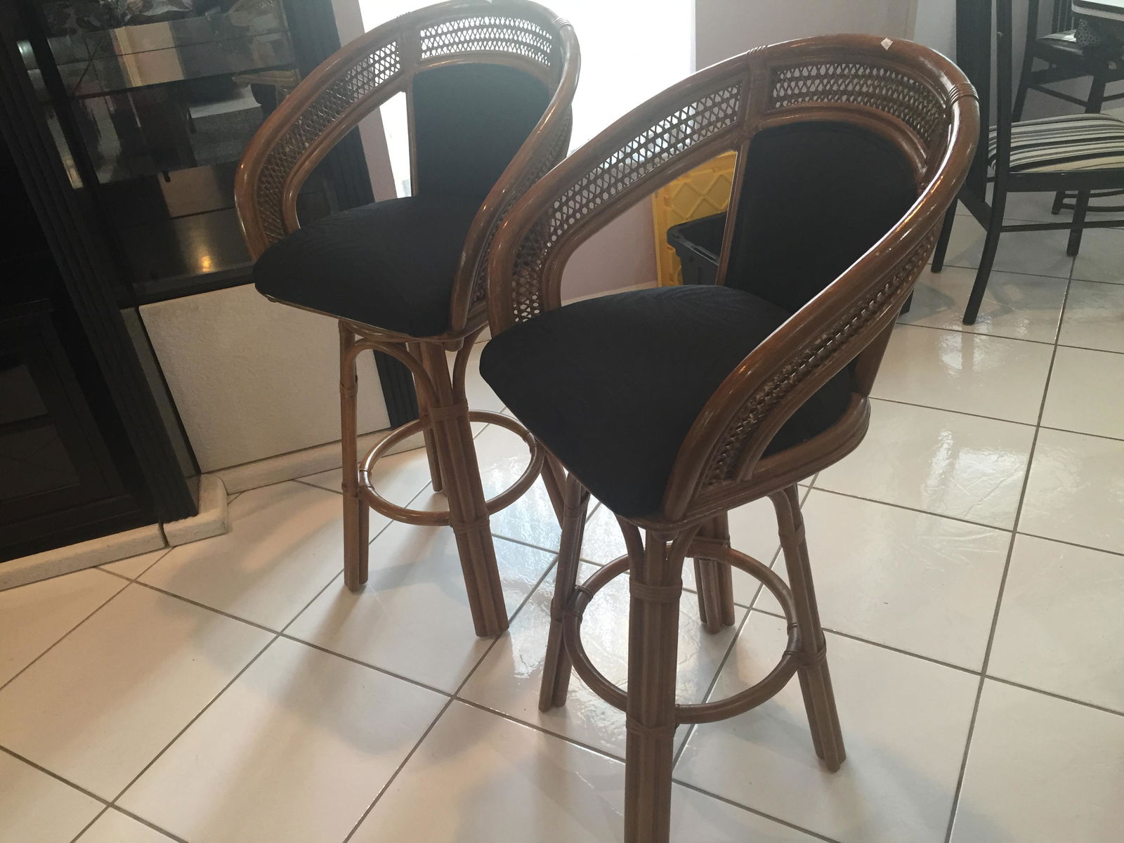 2-Swivel Bar Stools (1 of 5)