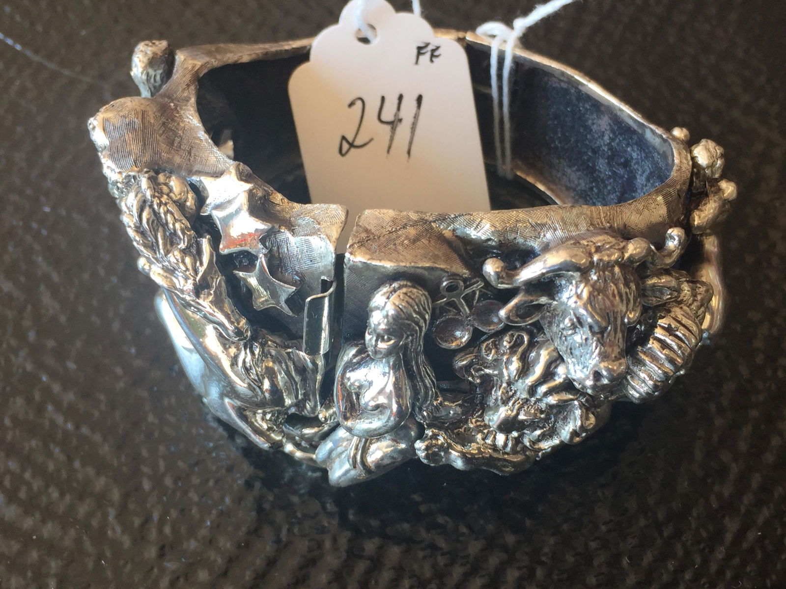 TORTOLANI ZODIAC Bracelet (1 of 3)