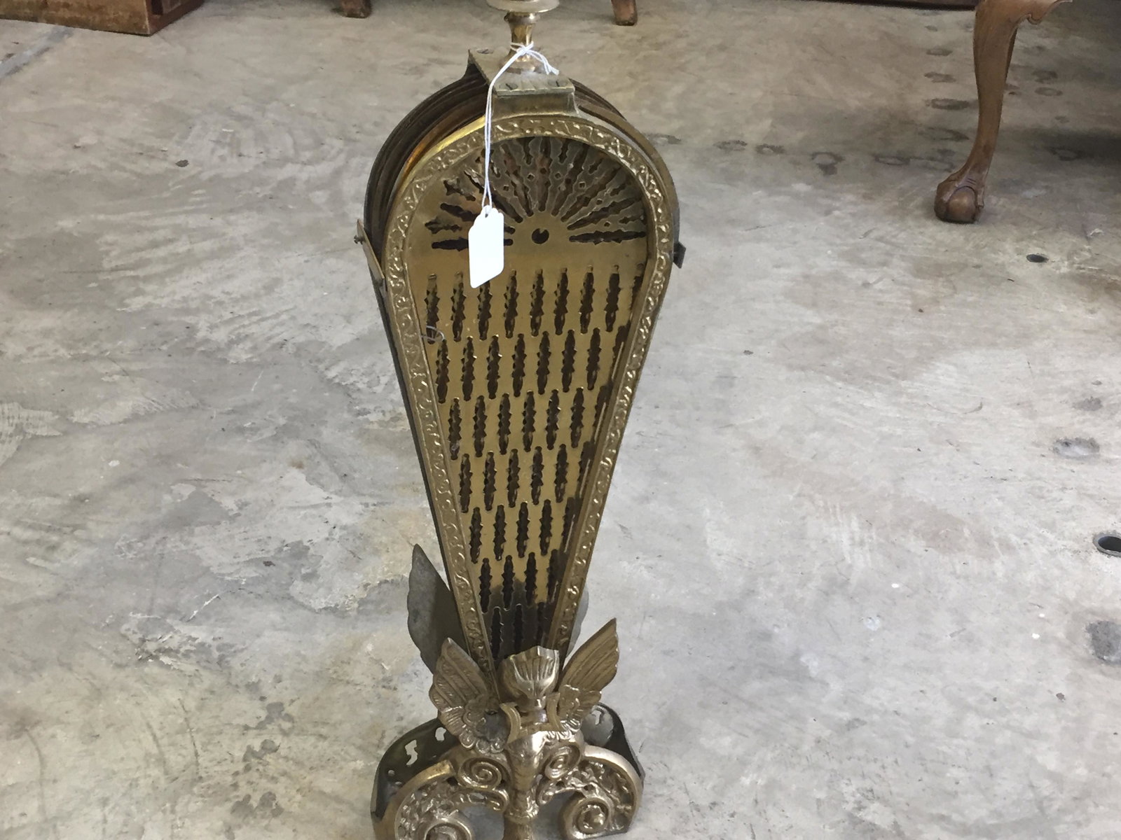 Fireplace Screen: Vintage Brass Fan Fireplace Screen. Folding Fan for Compact Hearth Decorative Storage. Undo Clasps and Spread