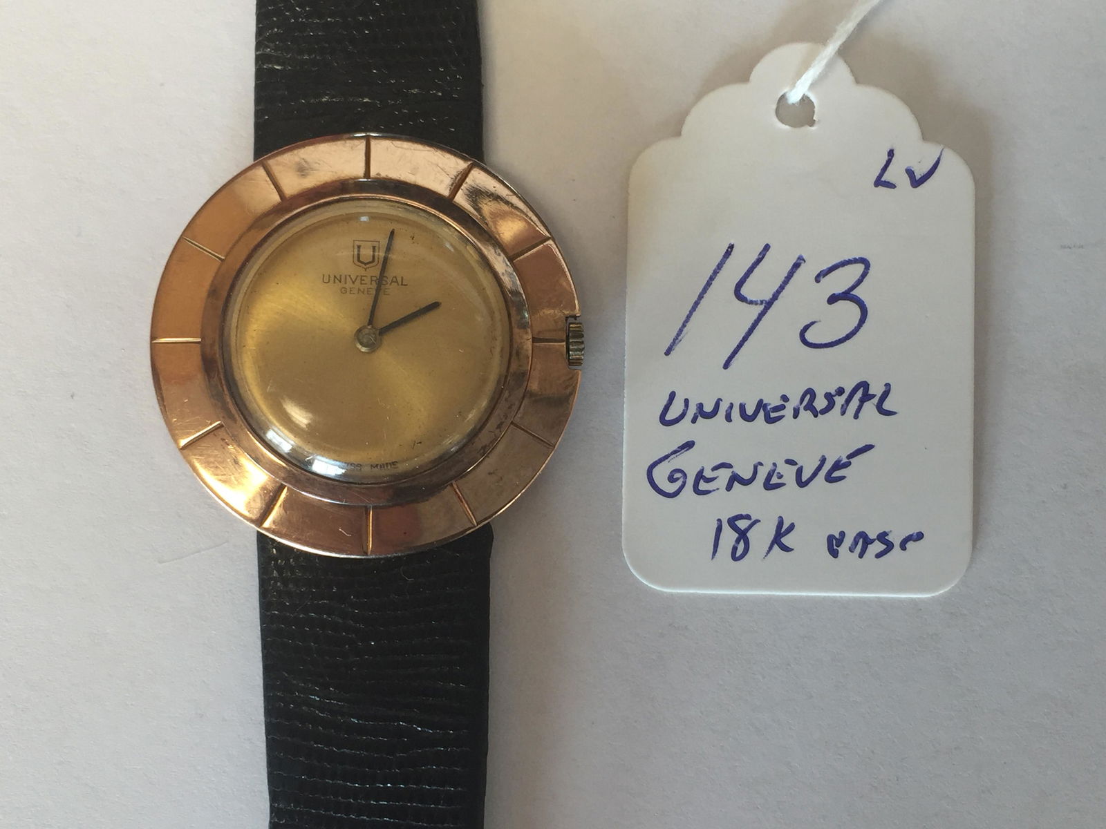 Universal Geneve 18k Watch: Universal Geneve 18k Watch