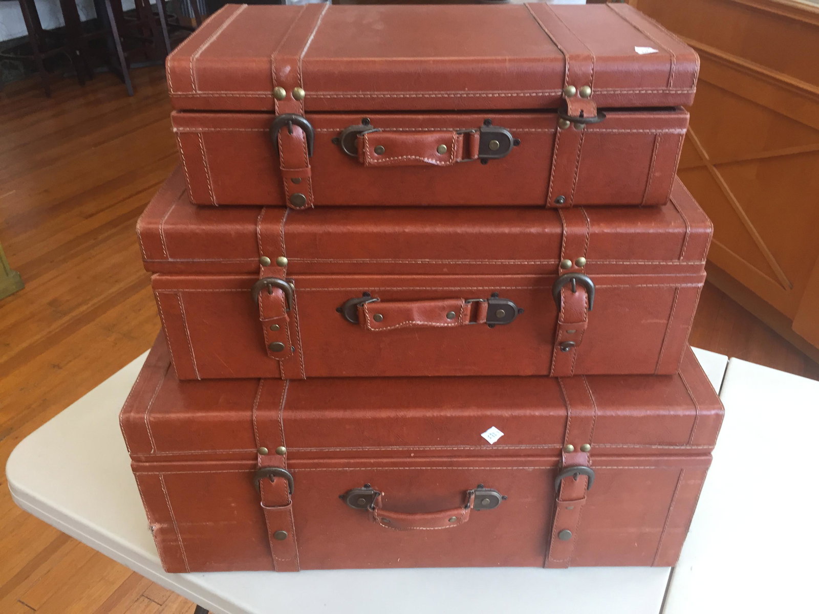 3-Stack Leather Suitecases (1 of 8)