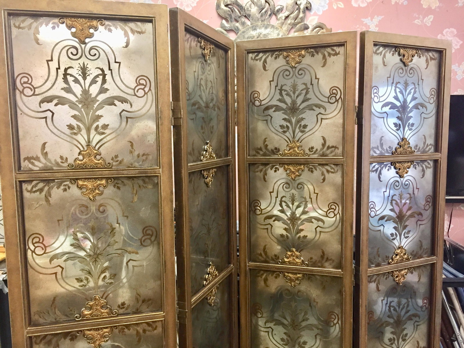 Designer 4-Panel Screen (1 of 4)