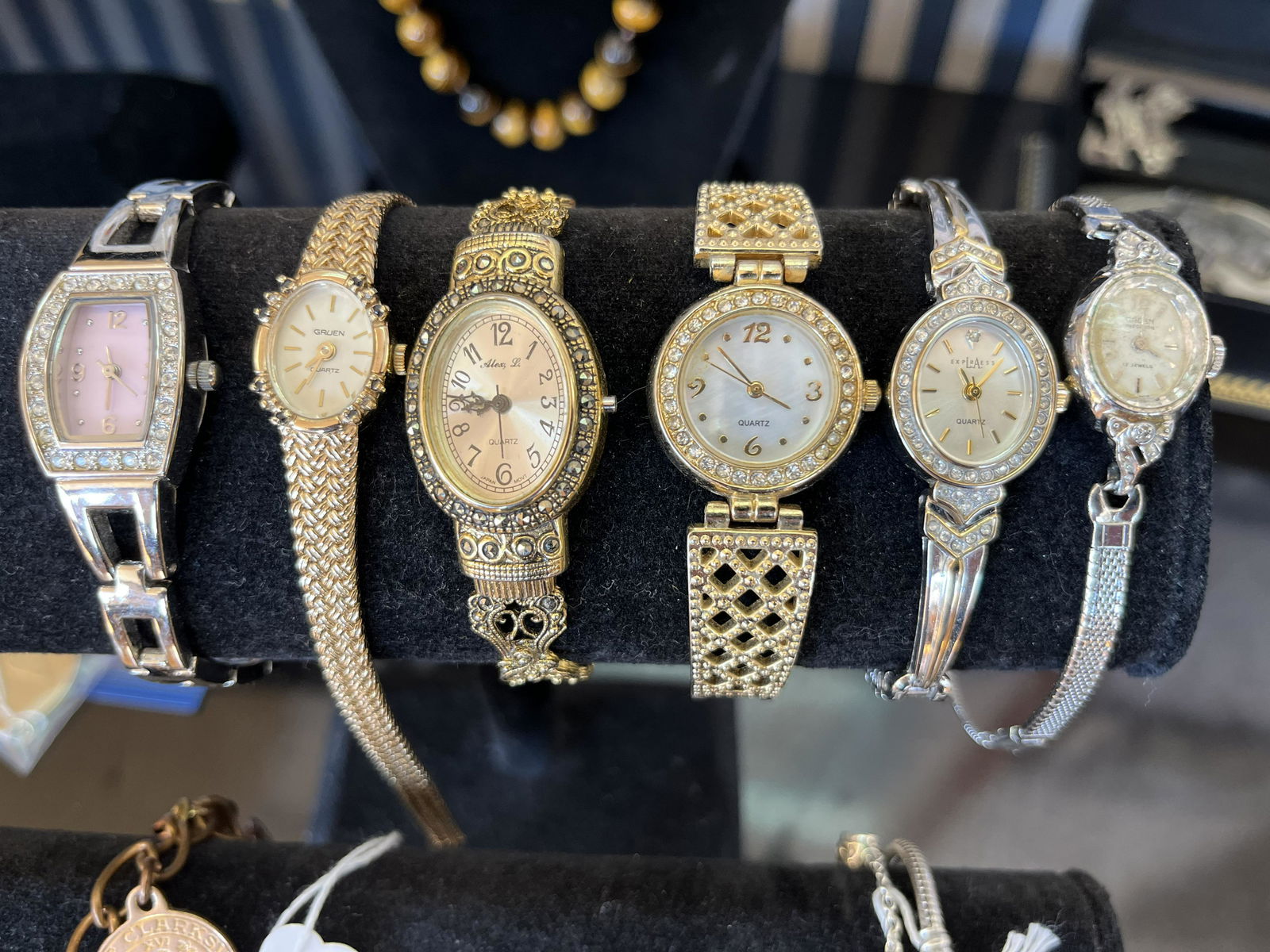 Bag Watches (1 of 4)