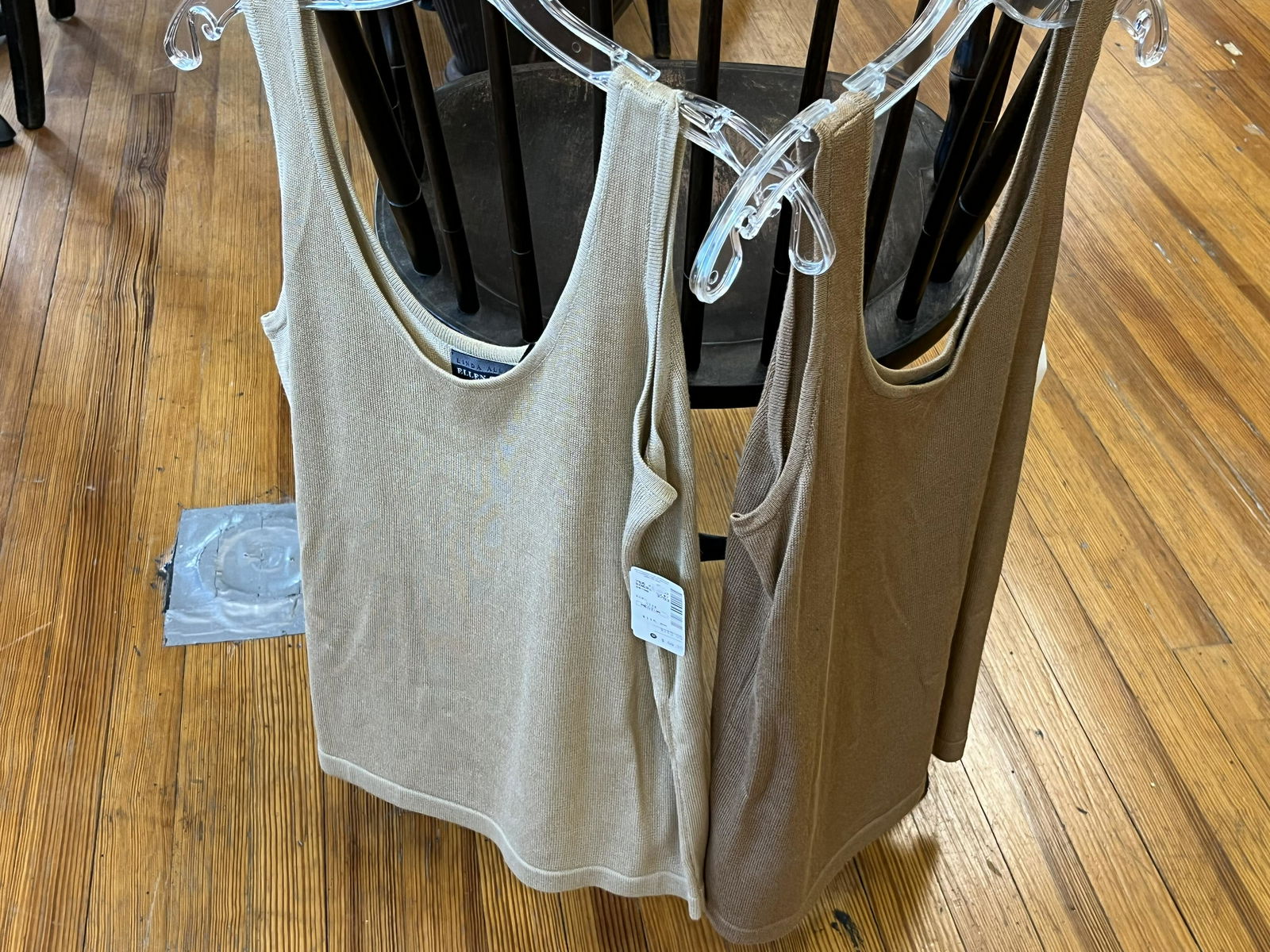 2-Ellen Tracy Tops (1 of 5)