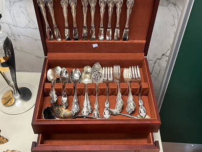 10-place Set Silver Flatware: 10-place Set Silver Plated Flatware