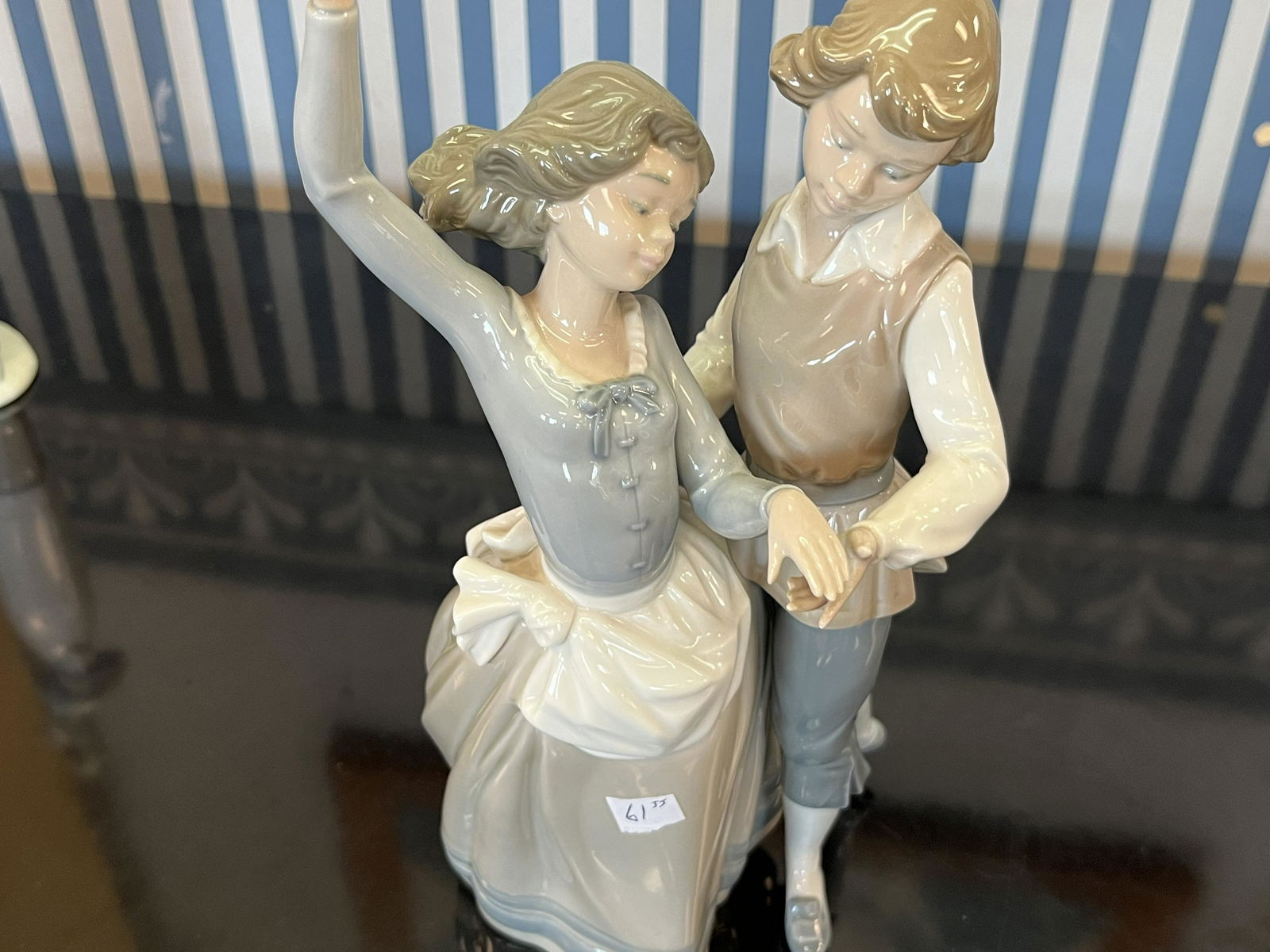 Lladro 'Boy/Girl' Dancing (1 of 3)