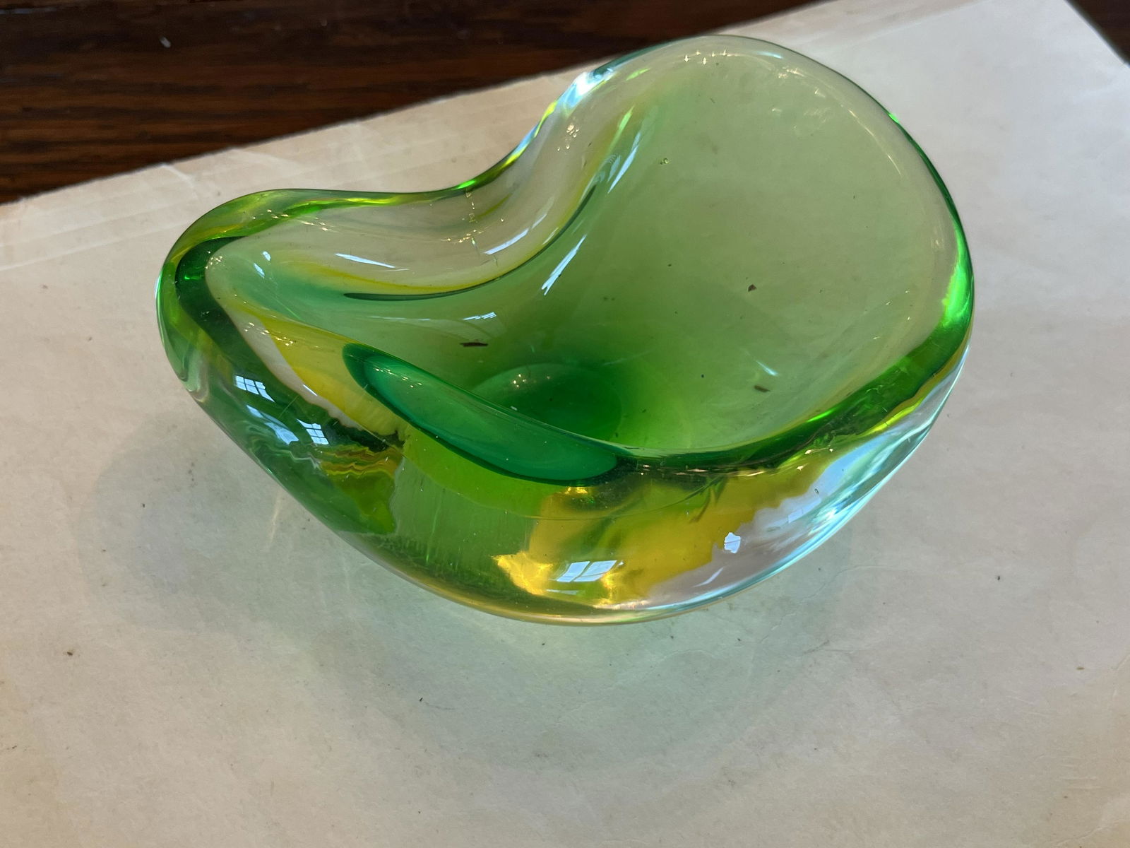 Vintage Murano Vaseline Glass Dish (1 of 4)
