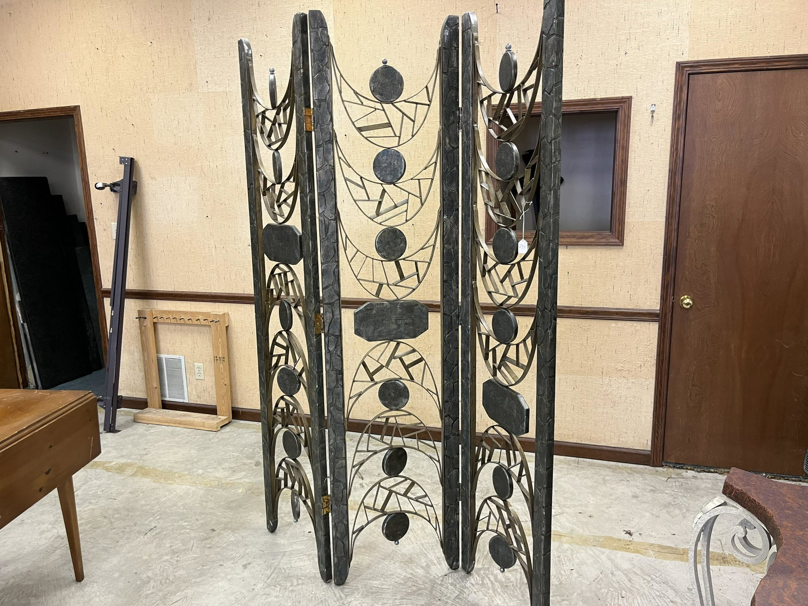 Designer Brass & Metal 3-Panel Wall Screen (84"h 3-heavy 20" panels): Designer Brass & Metal 3-Panel Wall Screen (84"h 3-heavy 20" panels)