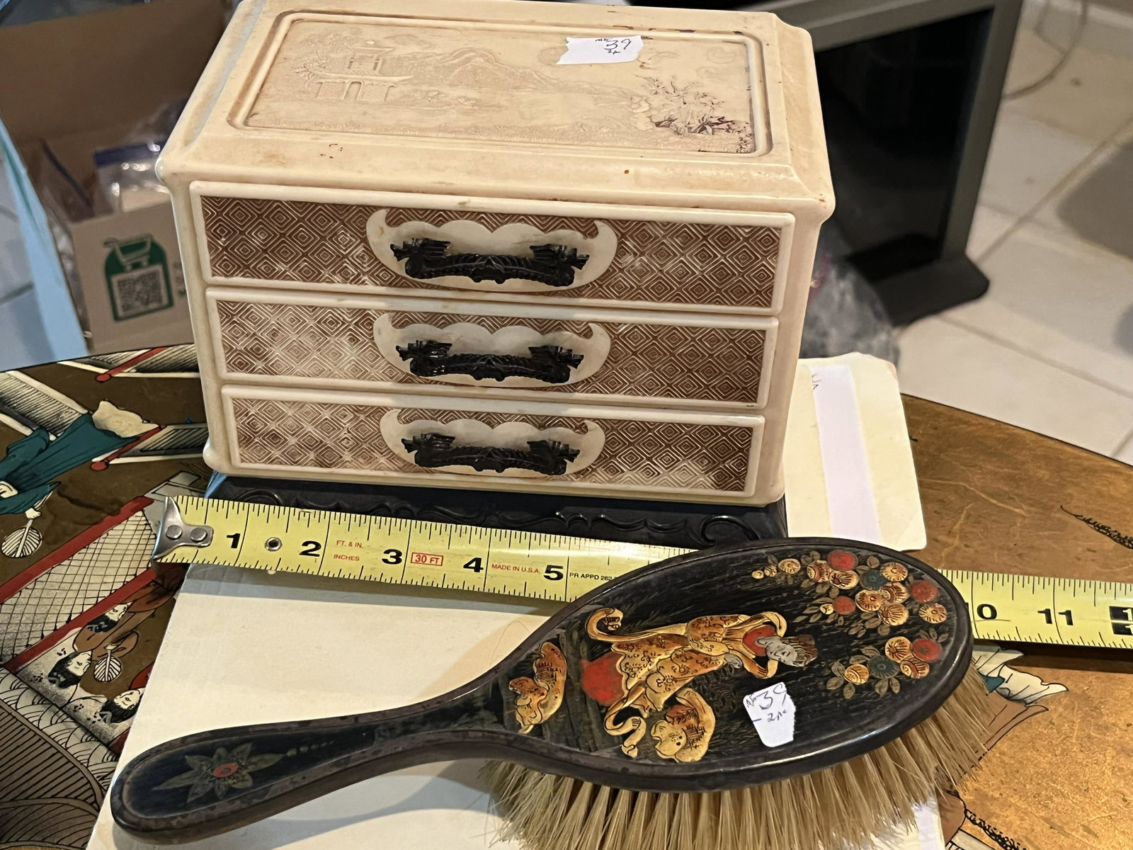 Plastic Jewelry Bx+Hand Painted Brush: Vintage jewelry box, Asian motif hard plastic storage drawers, Cream & black jewelry case plus Hand Painted Japanese Hair Brush