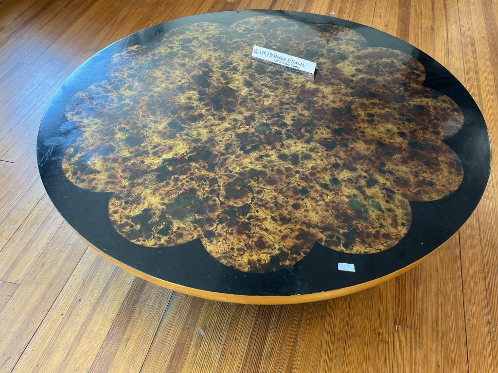 Kittinger Lotus Table: Rare Mid Chinoiserie Muller & Barringer for Kittinger Lotus Coffee Table 1960's. Very Good Especially for the age. No chips dings, paint is very good. You can't go wrong on this one. I wish you luck &