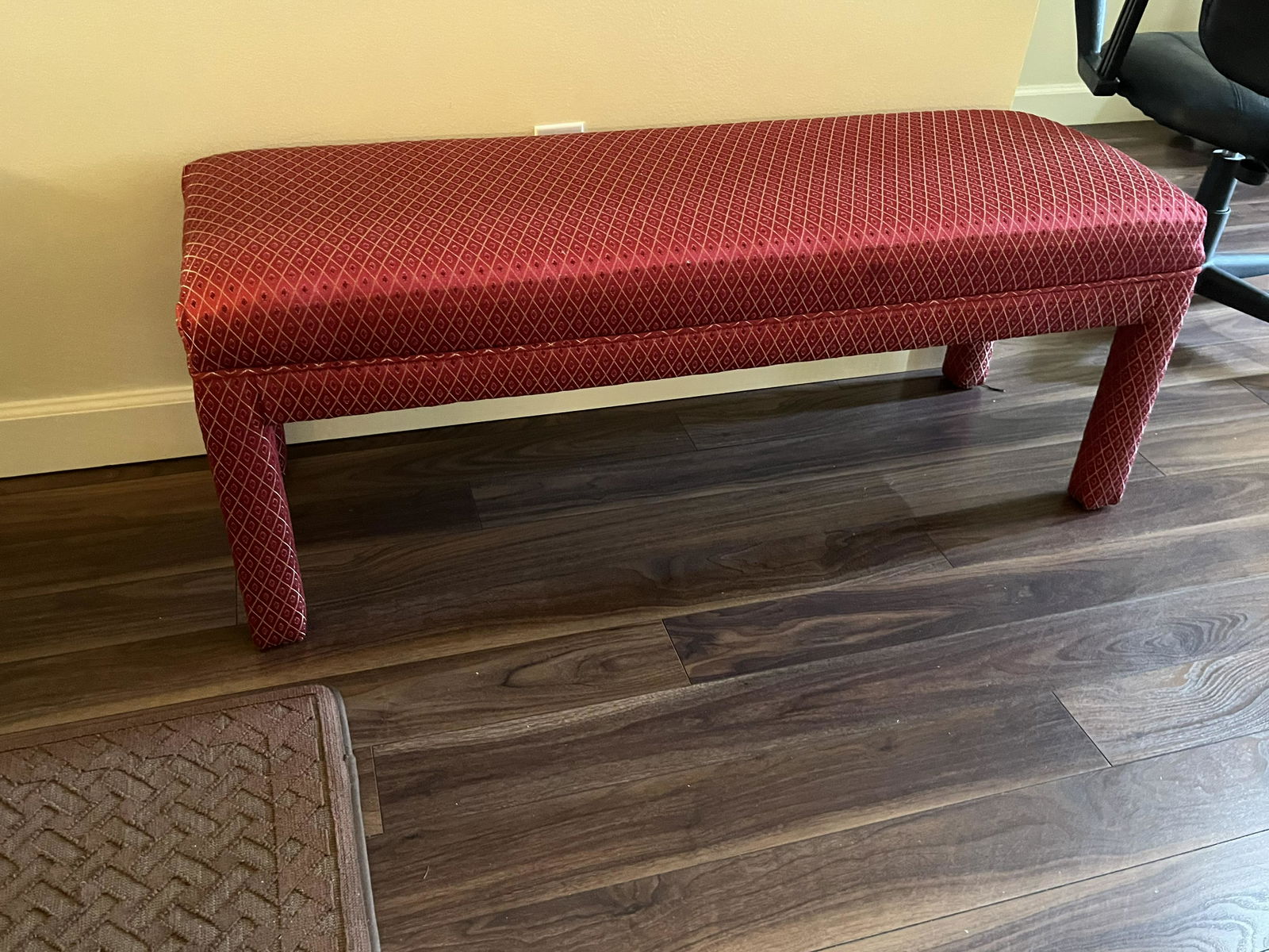 Red End Bed Bench (1 of 4)