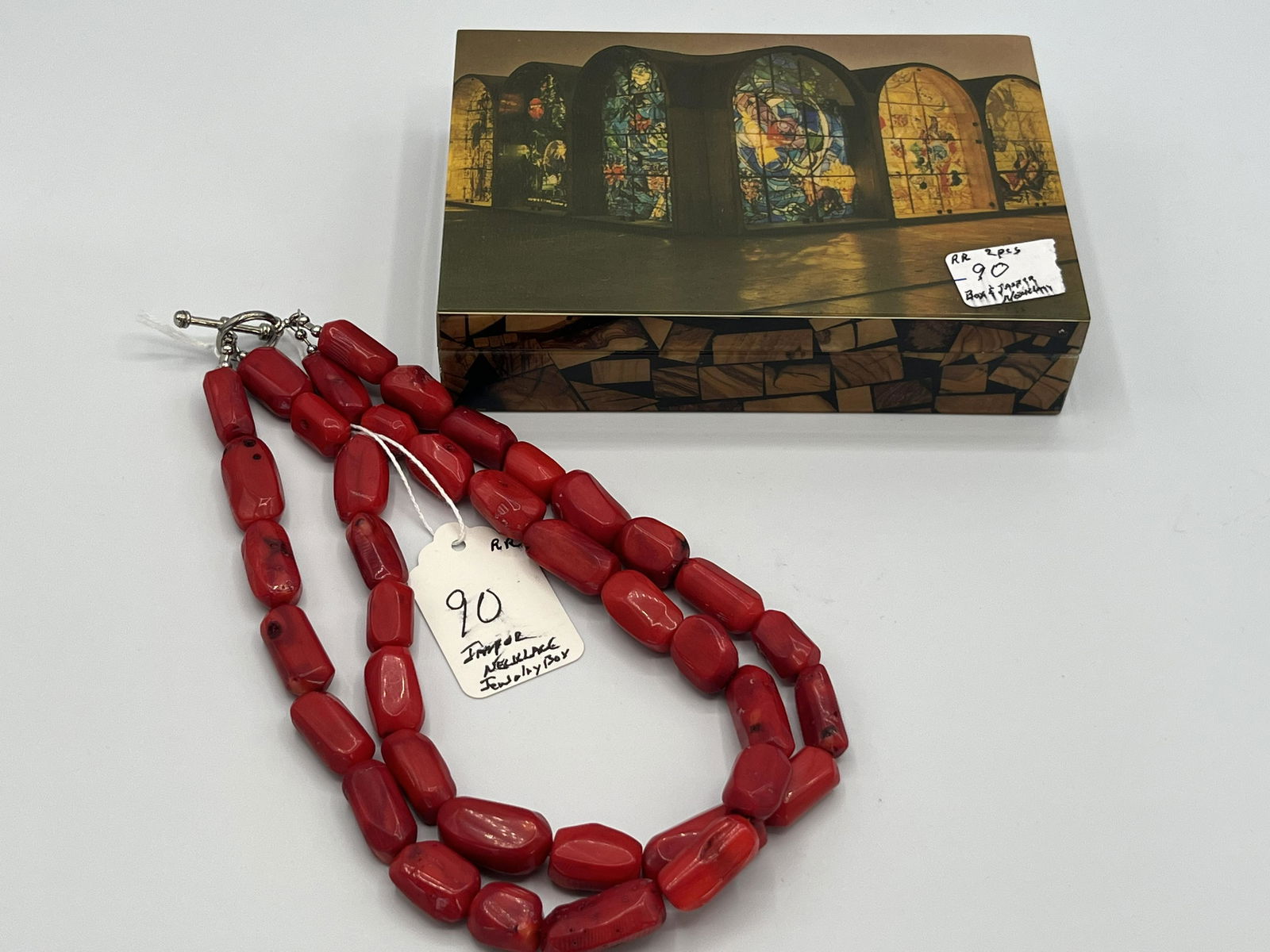 Rd Jasper Necklace w/Box: Vintage 2-Strand Jasper Necklace plus Jewelry Box