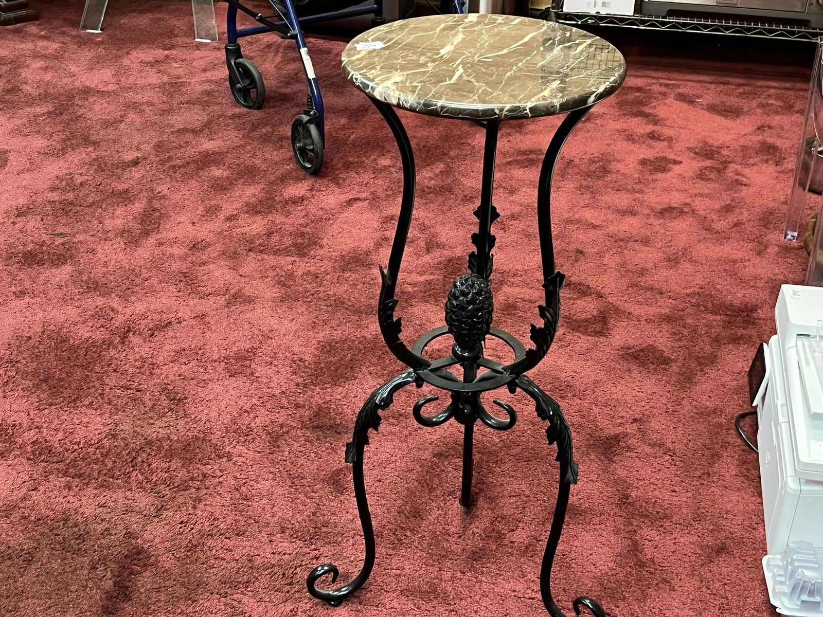 Blk.Marble Top Pedestal Table (1 of 2)