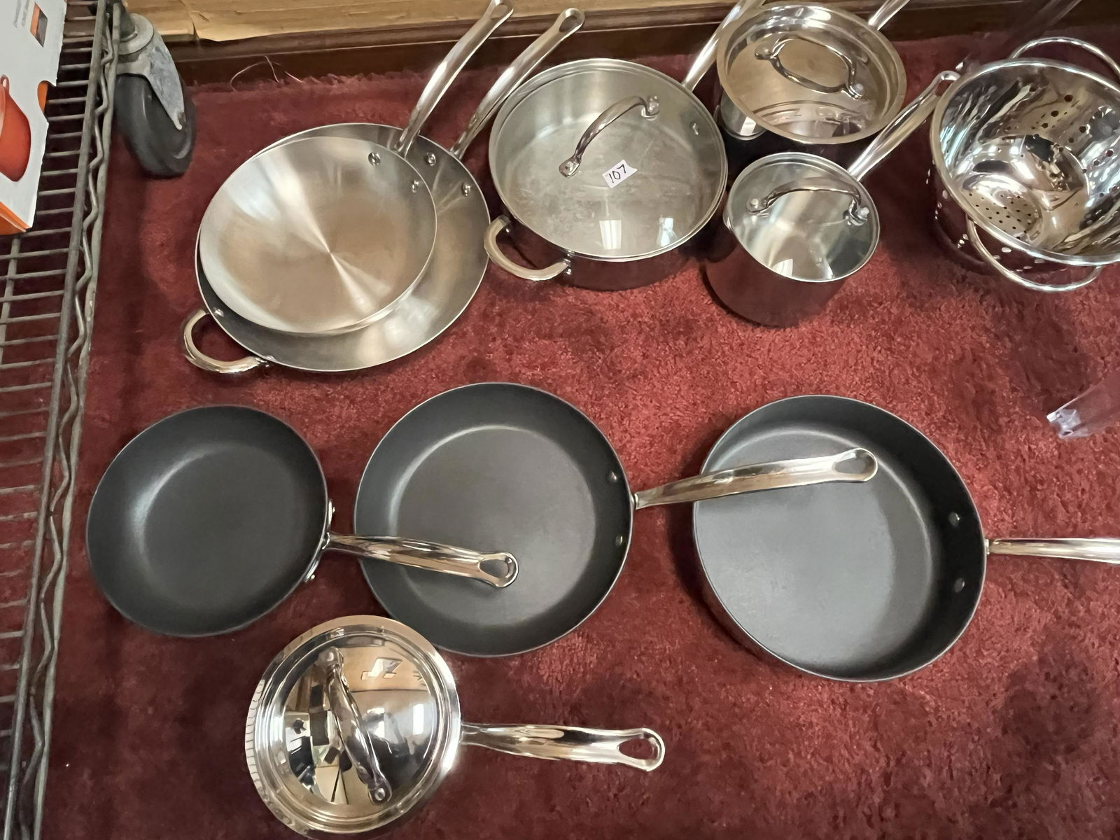 Assort. Pots/Pans (1 of 2)