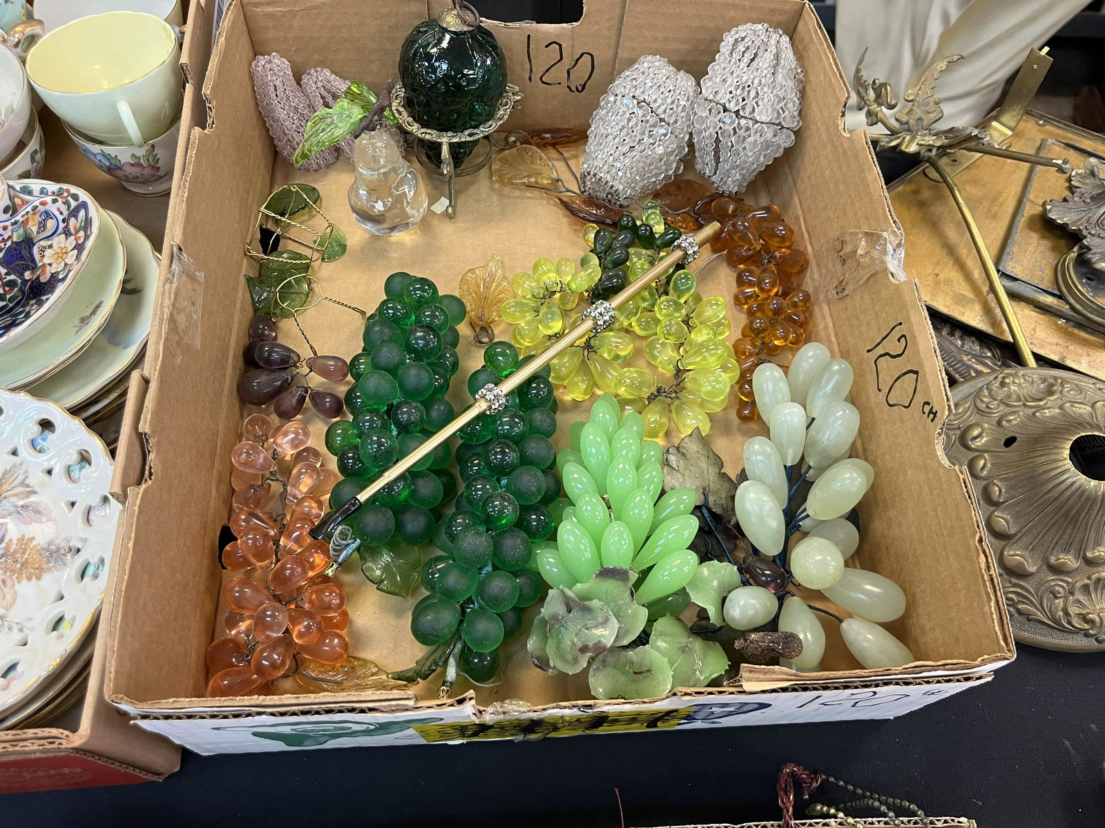 Box Lot, Grapes, Bulb Covers plus (1 of 3)