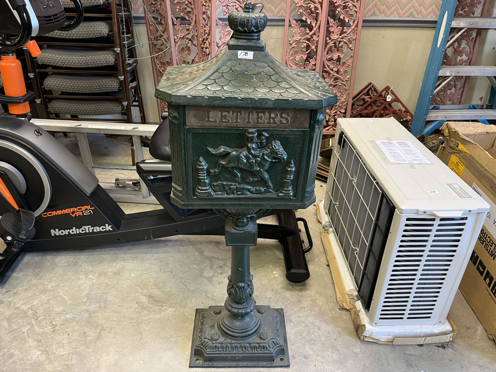 Cast Iron Pedestal Mailbox (1 of 5)