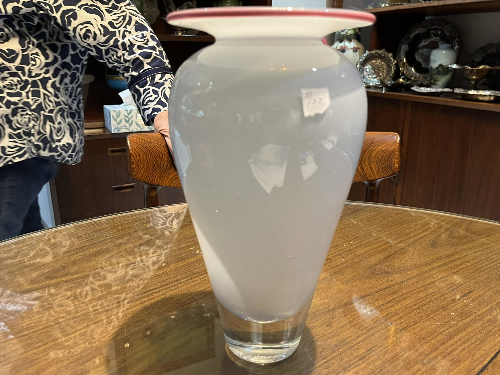 Opalescent Vase: Opalescent Art Glass 10"h Vase