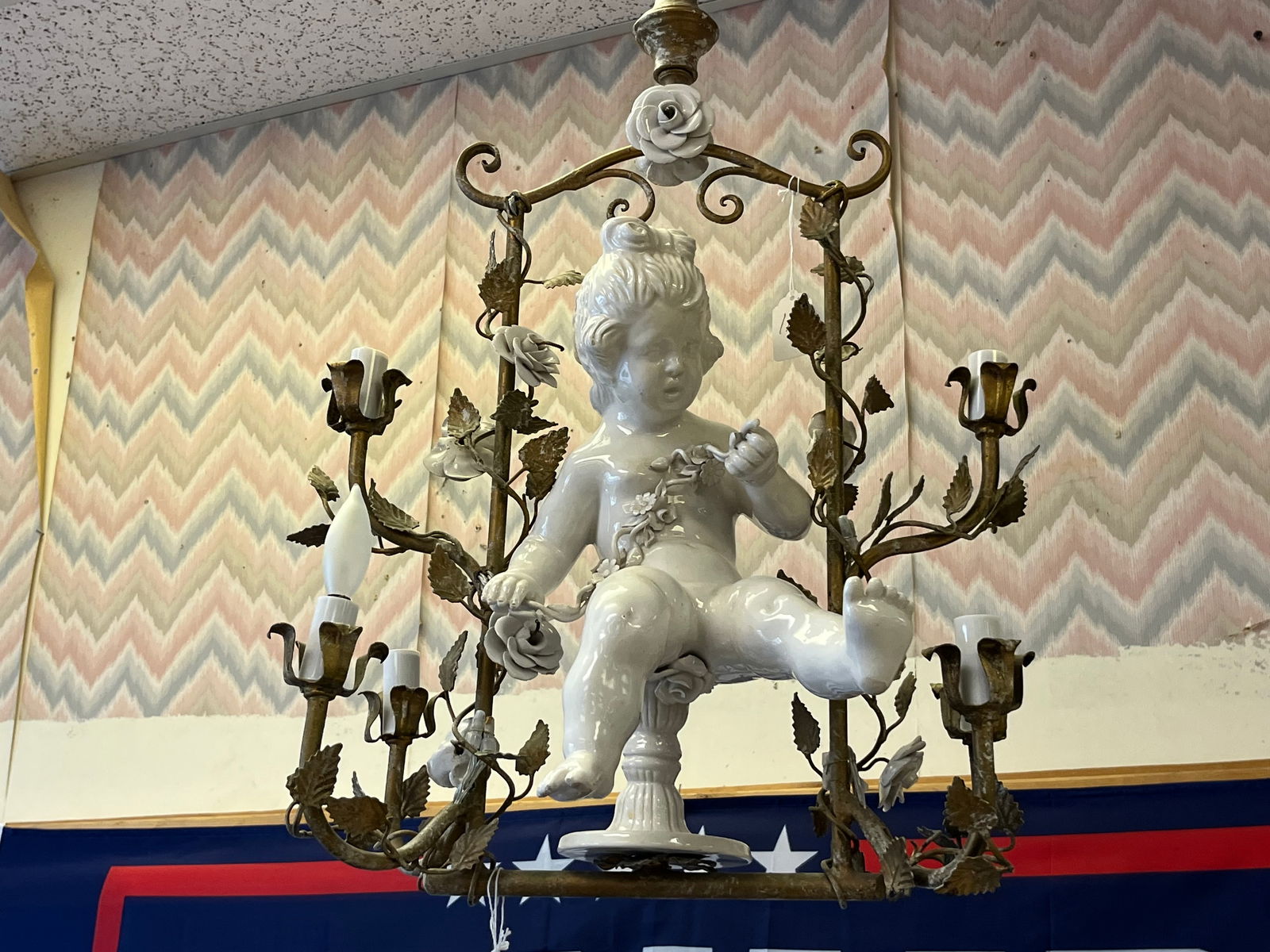 Hanging Italian Light (1 of 3)