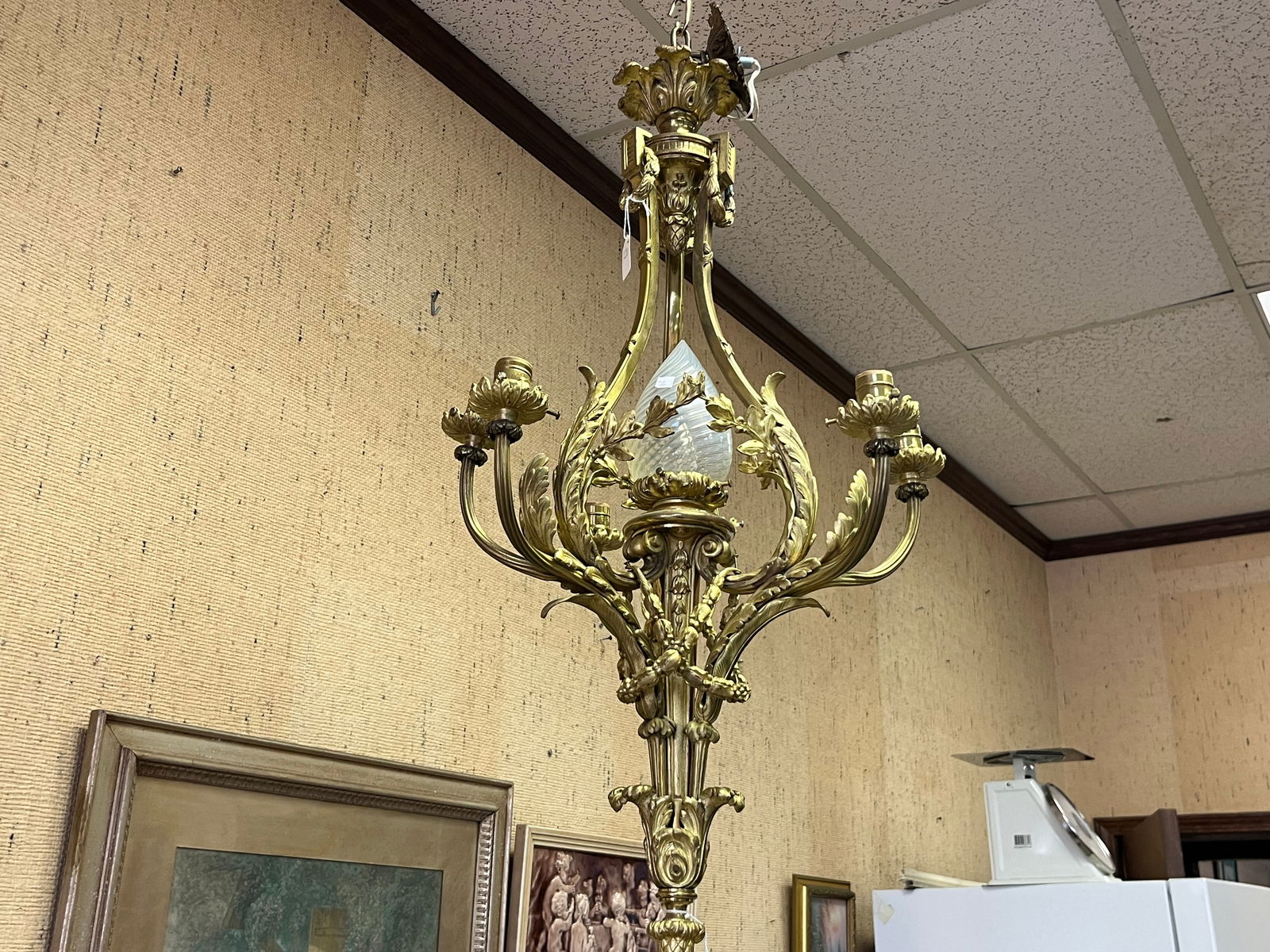 Chandelier, Opalescent Globe (1 of 4)