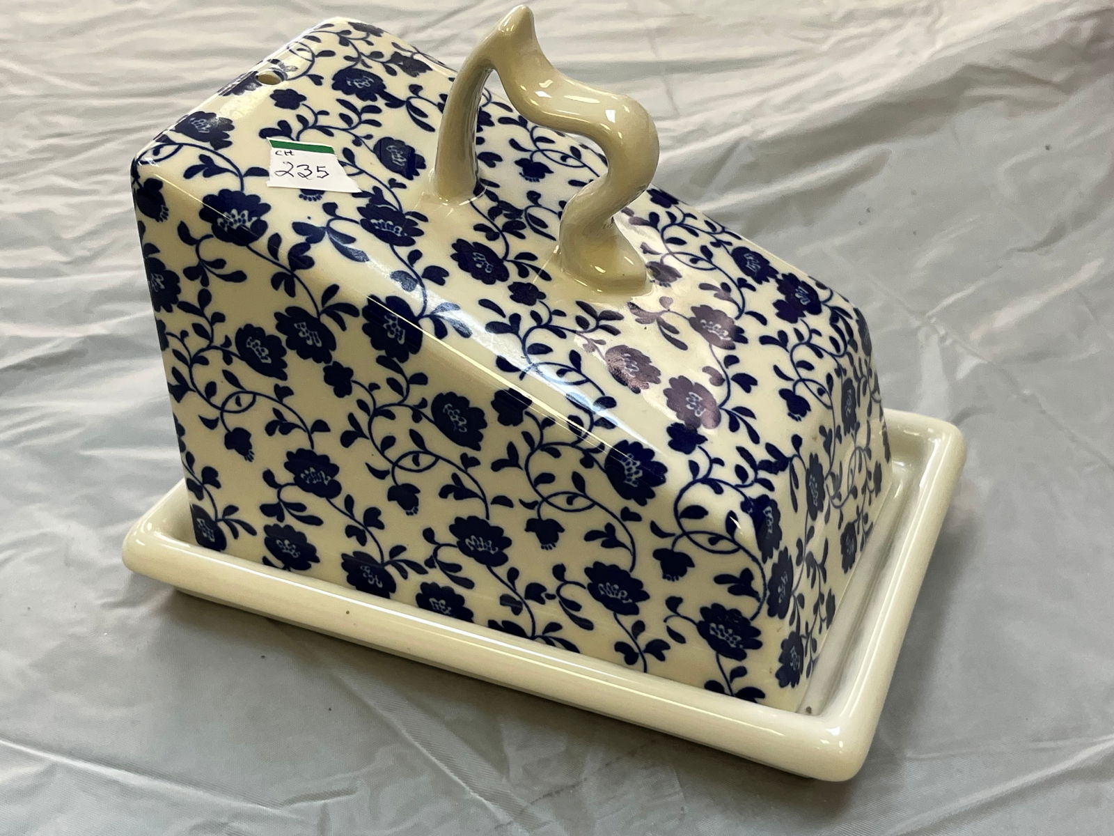 Haxby Blue Cheese Wedge (1 of 3)