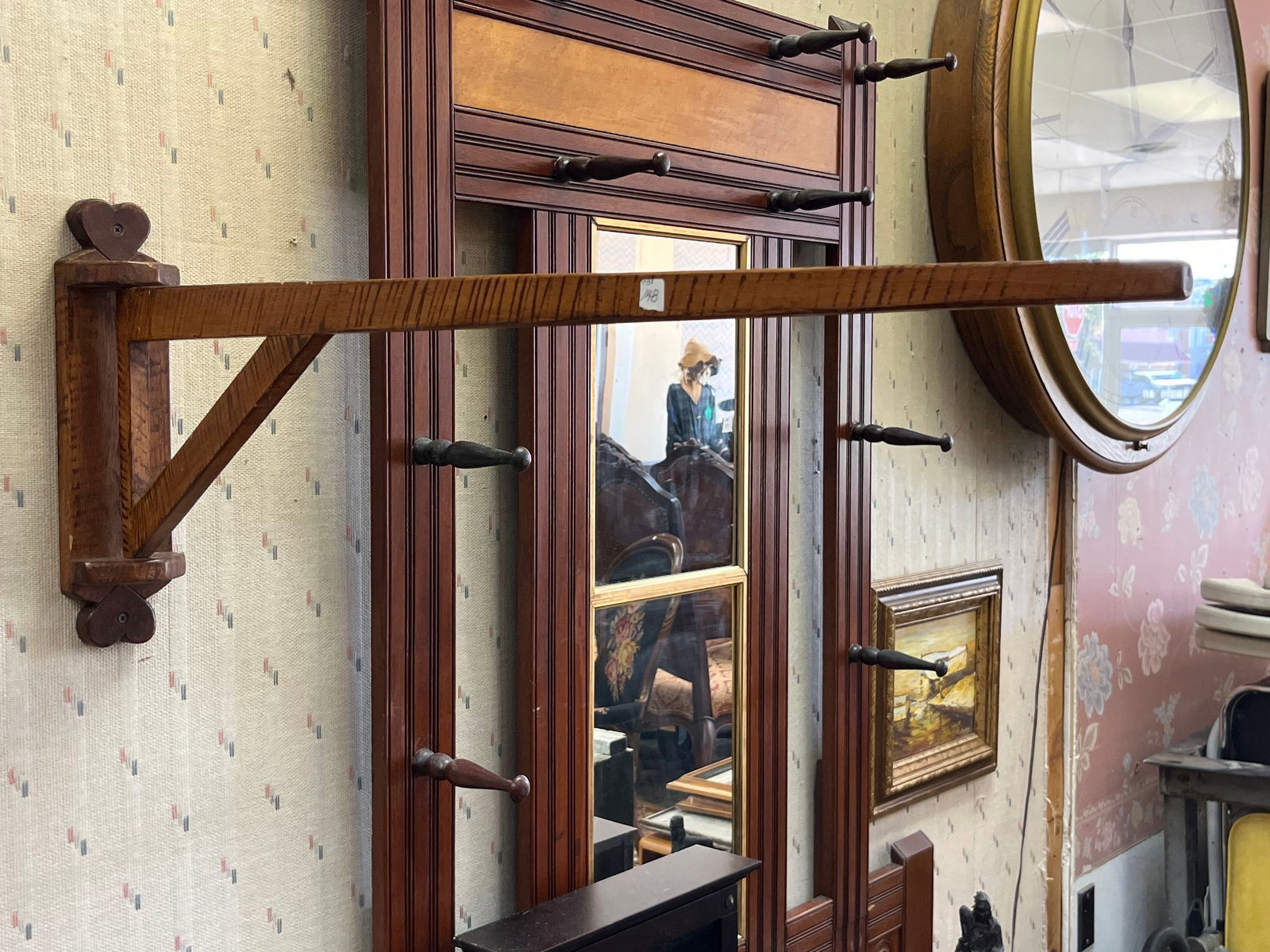 Quilt Wall Rack (1 of 2)