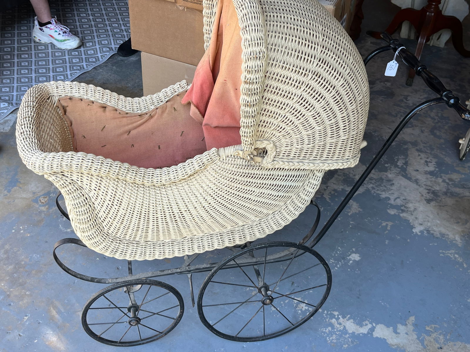 White Baby Buggy (1 of 4)