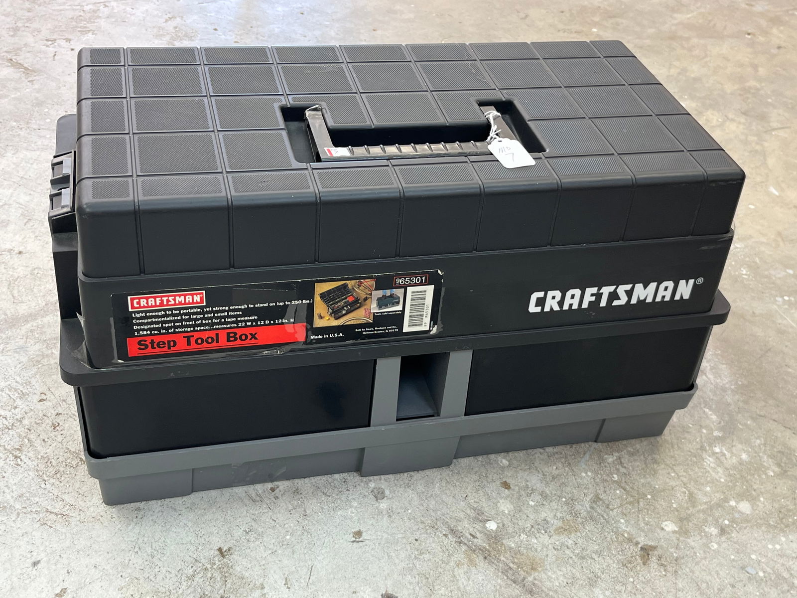 Vin. Craftsman Tool Box (1 of 3)