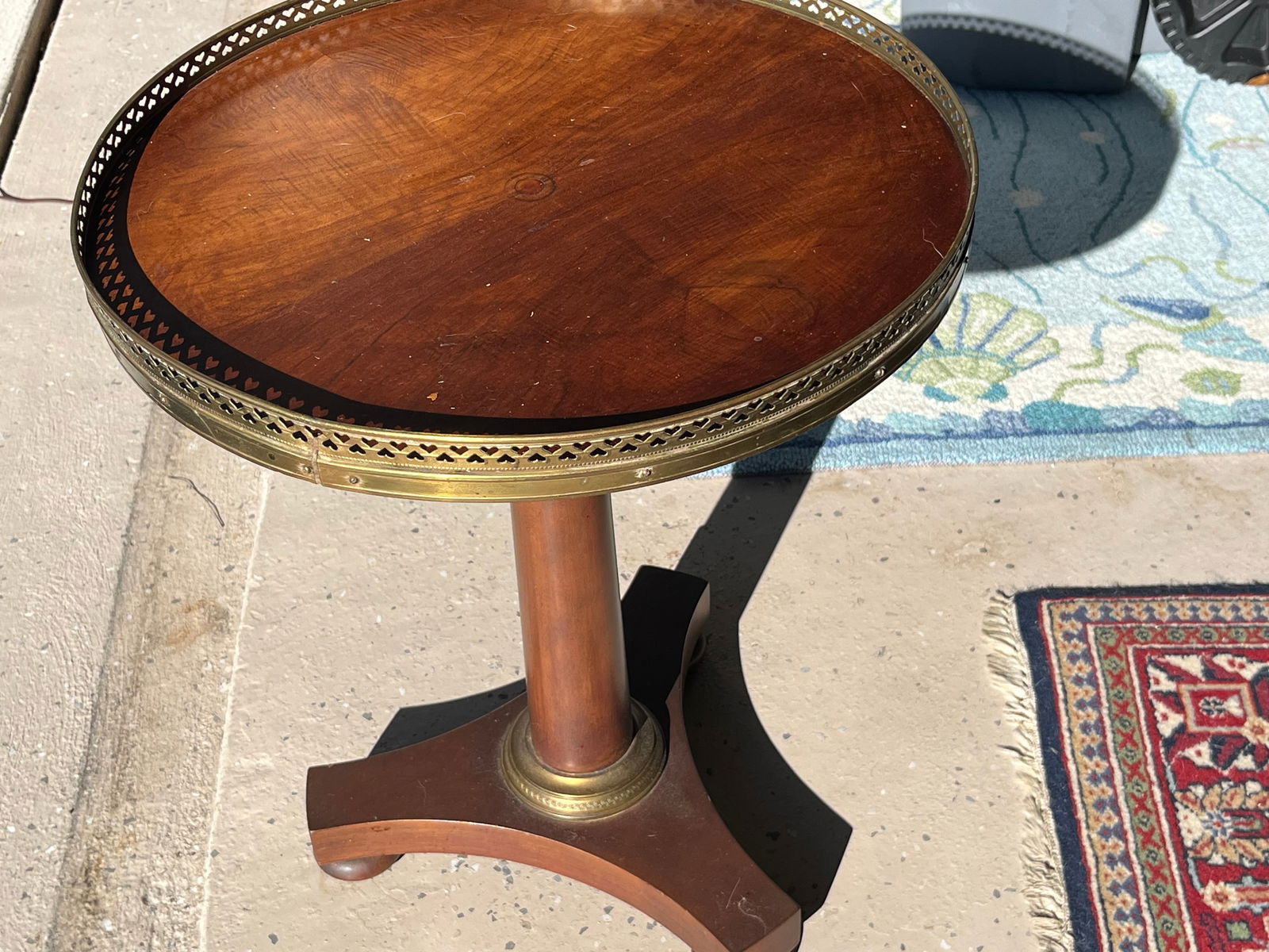 Baker Furn. Regency Style Pedestal Table with Brass Fence (1 of 2)