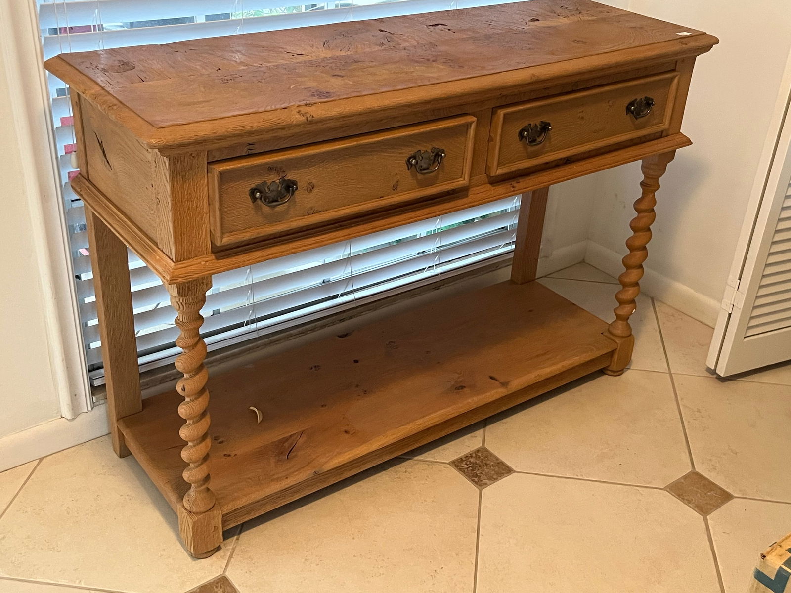 VJ Victor Custom Made Server (1 of 3)