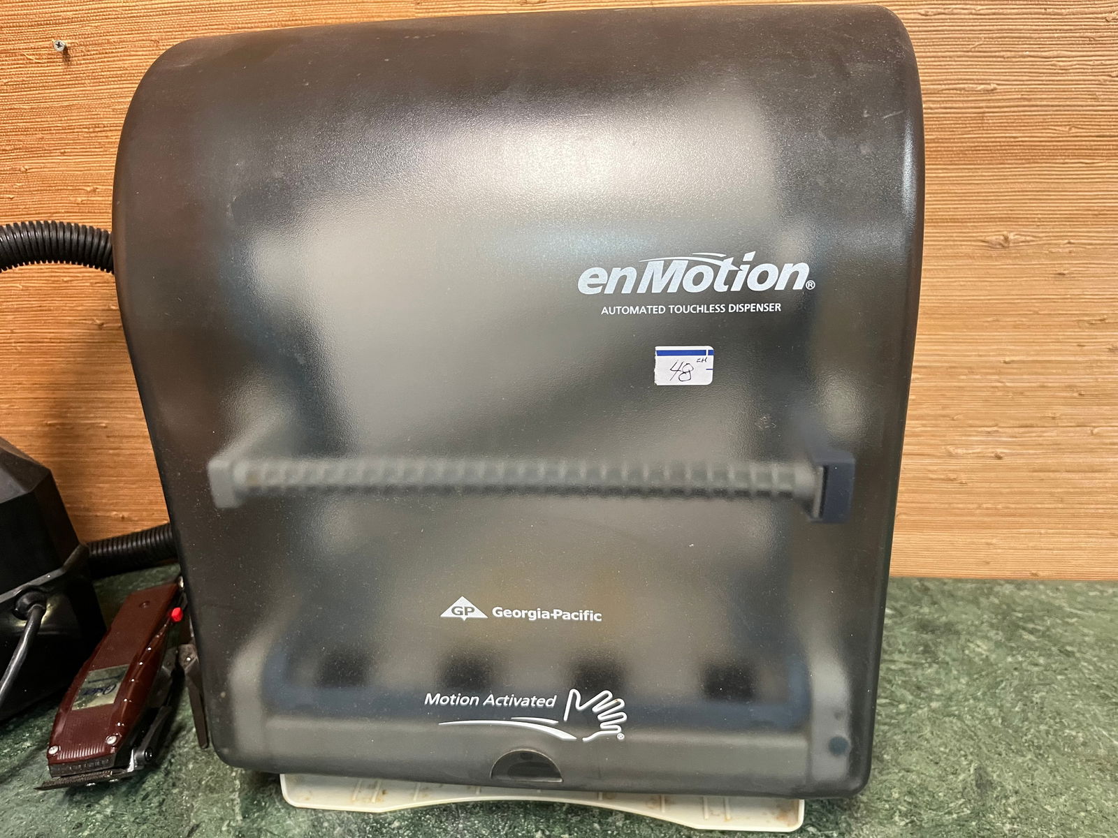 Paper Towel Dispenser (1 of 2)