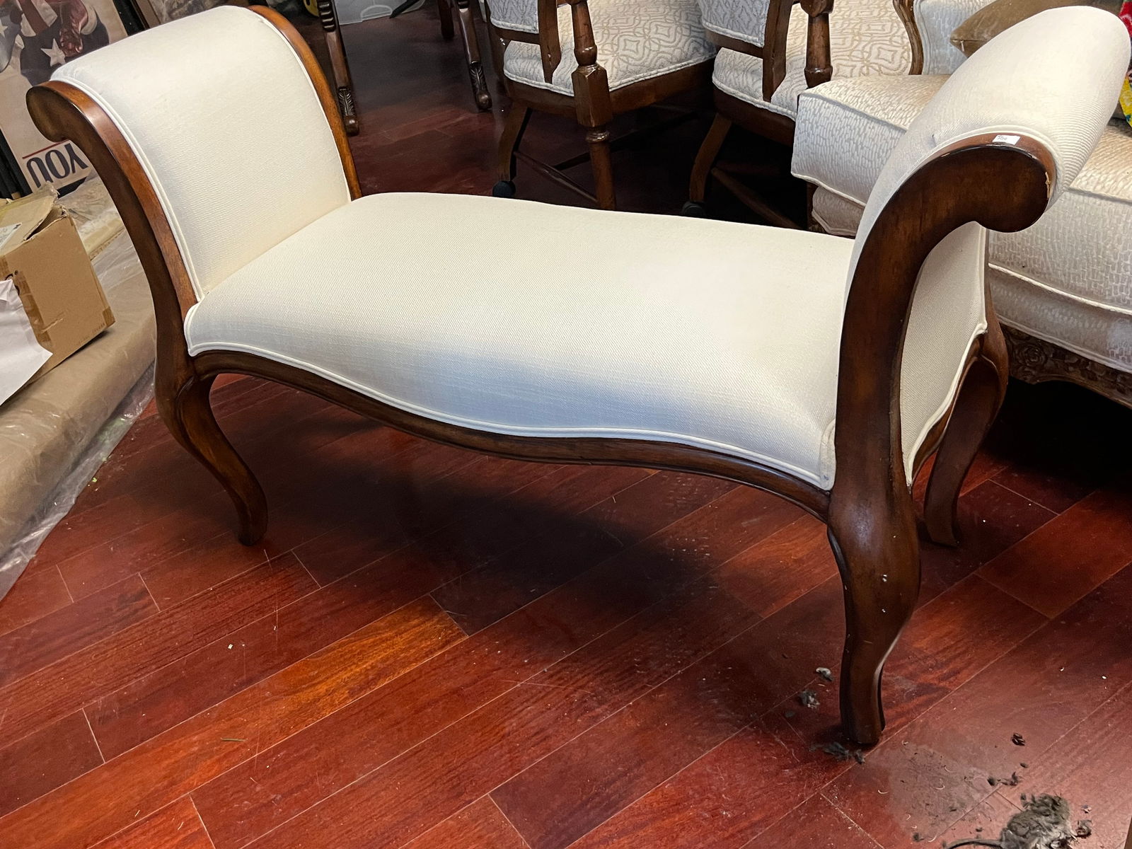 End of Bed Bench (1 of 3)