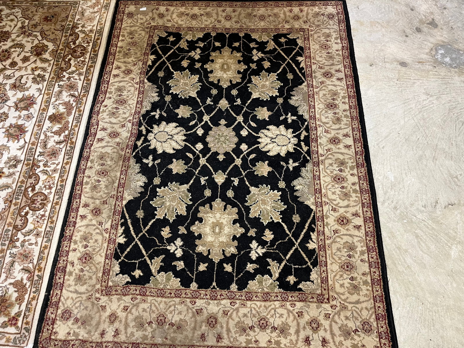 Be/Bk Area Rug, 3'10"x5'9": Sakkar Beige/Black Area Rug, 3'10"x5'9"