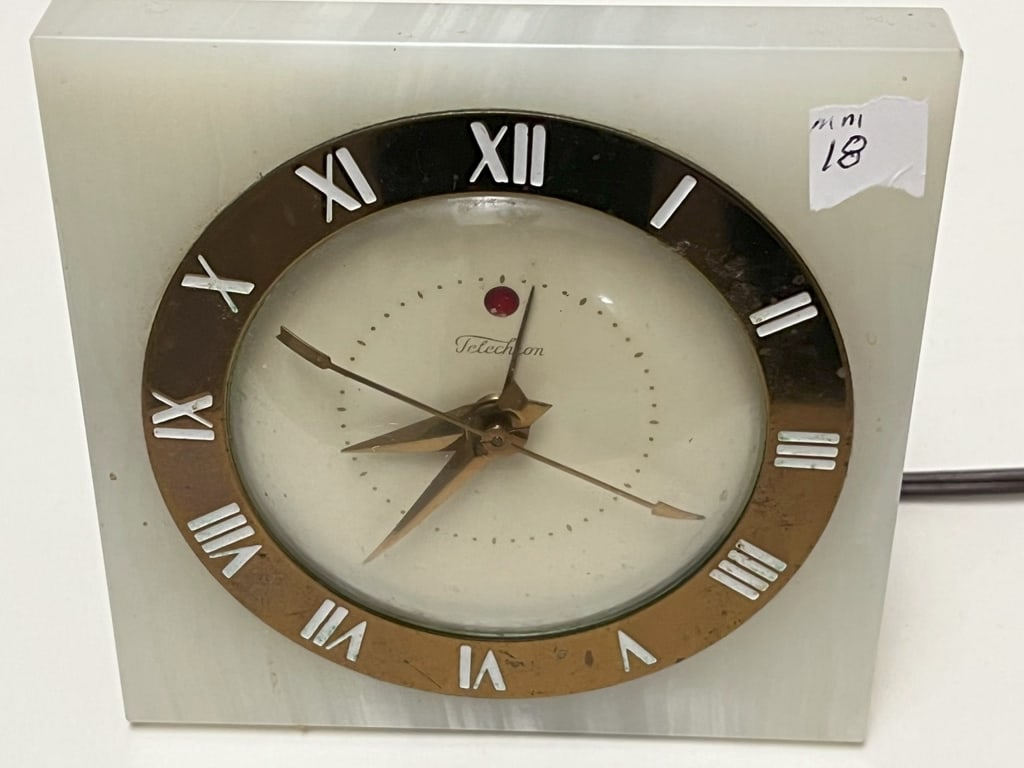 Telechron Clock (1 of 2)