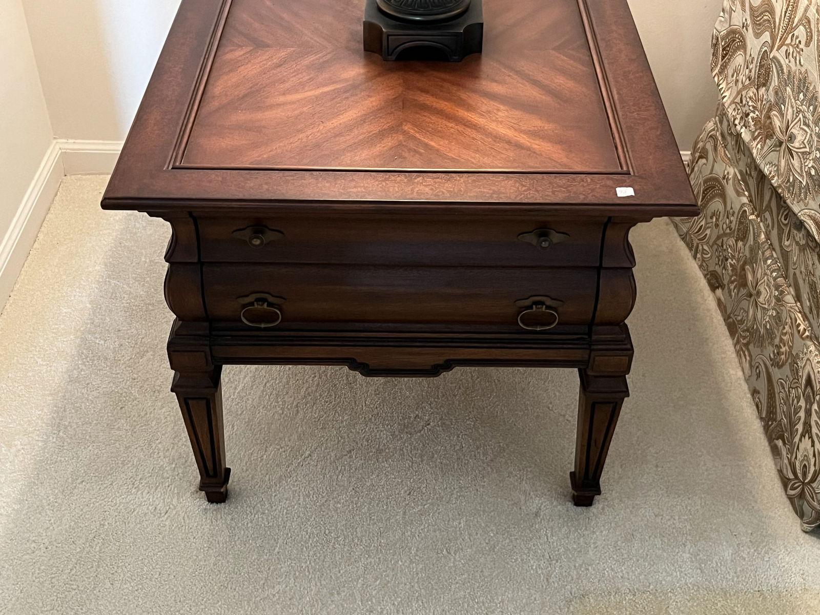 Weiman  End Tables (2) (1 of 4)